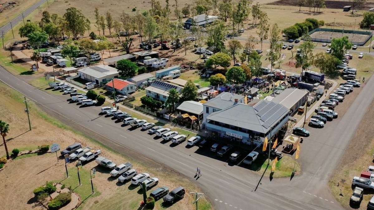 Set out in the small township of Kaimillenbun, enjoy the country surrounds.