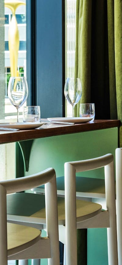 bar seating such and such