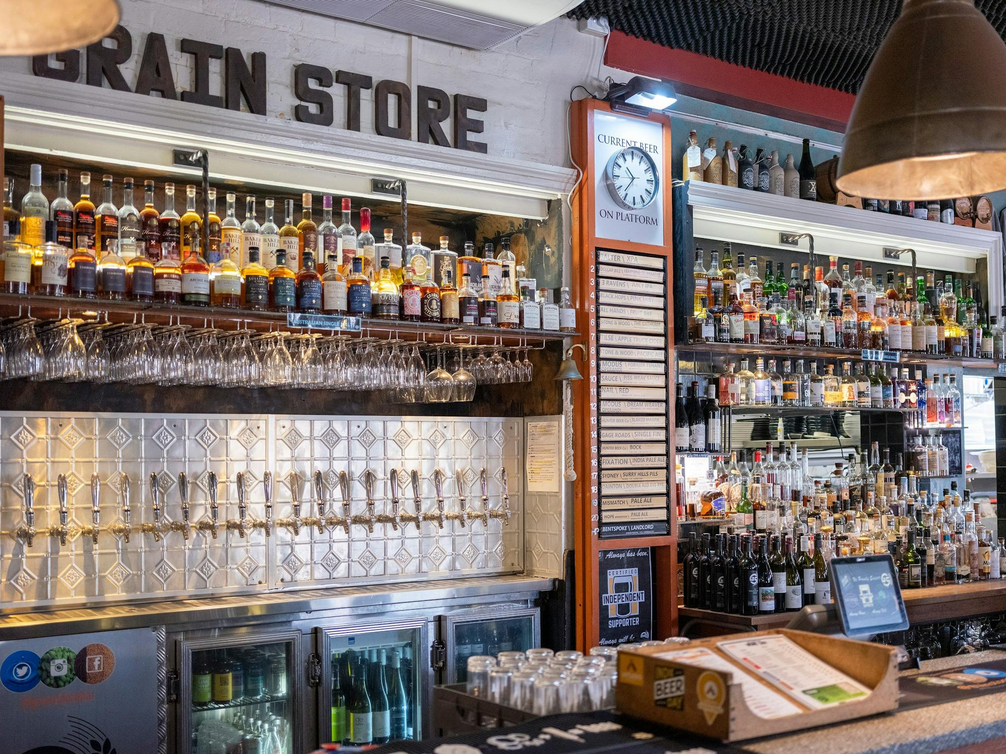 Bar