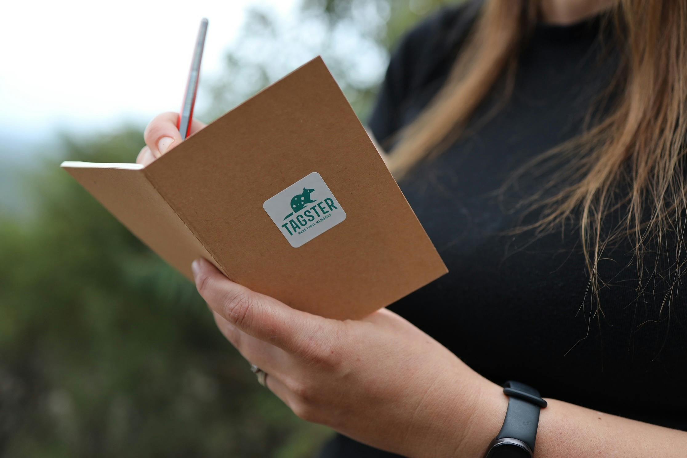 Tagster gratitude session hand book close up