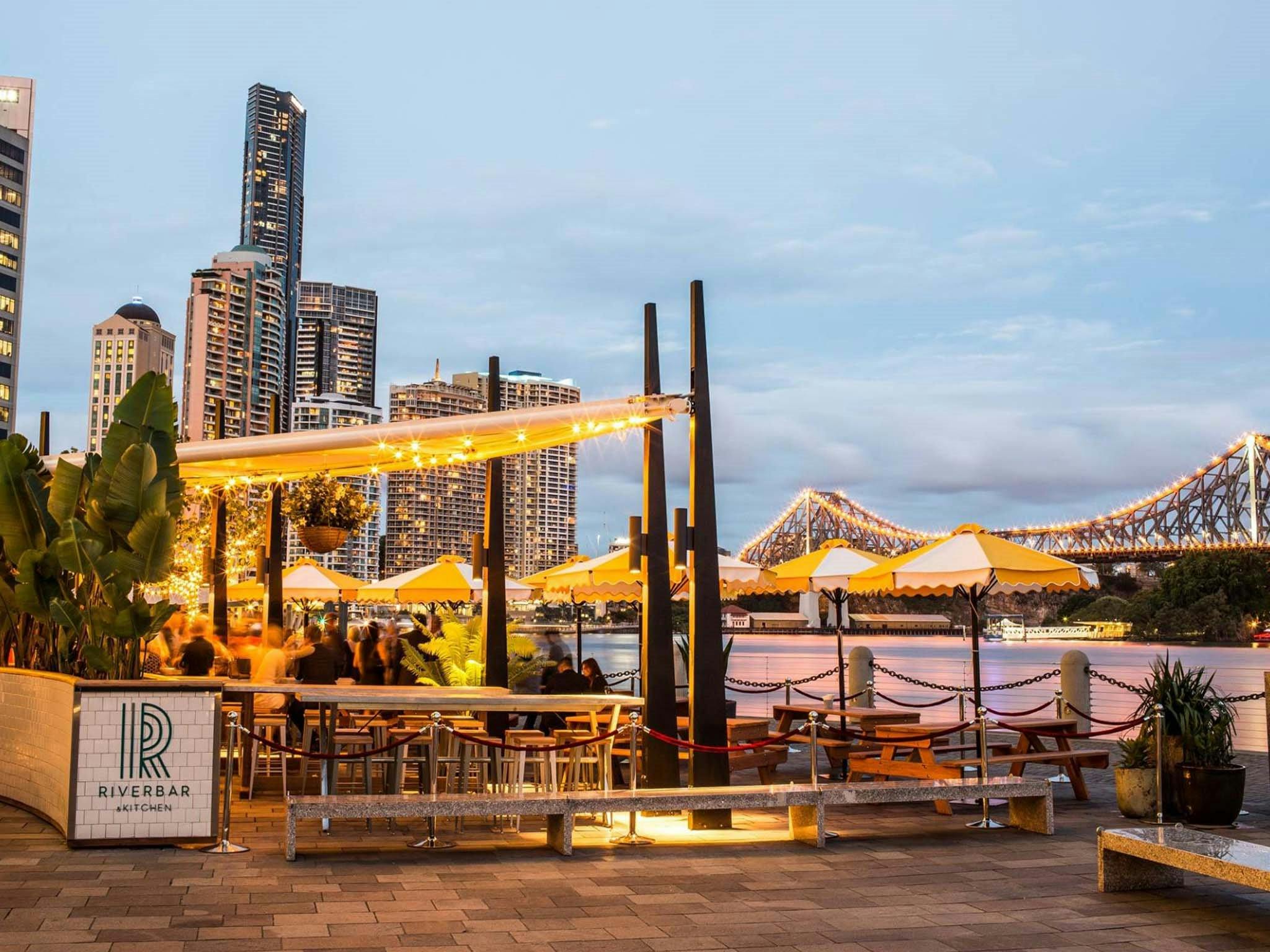 Riverbar and Kitchen. Riverbar and Kitchen.
