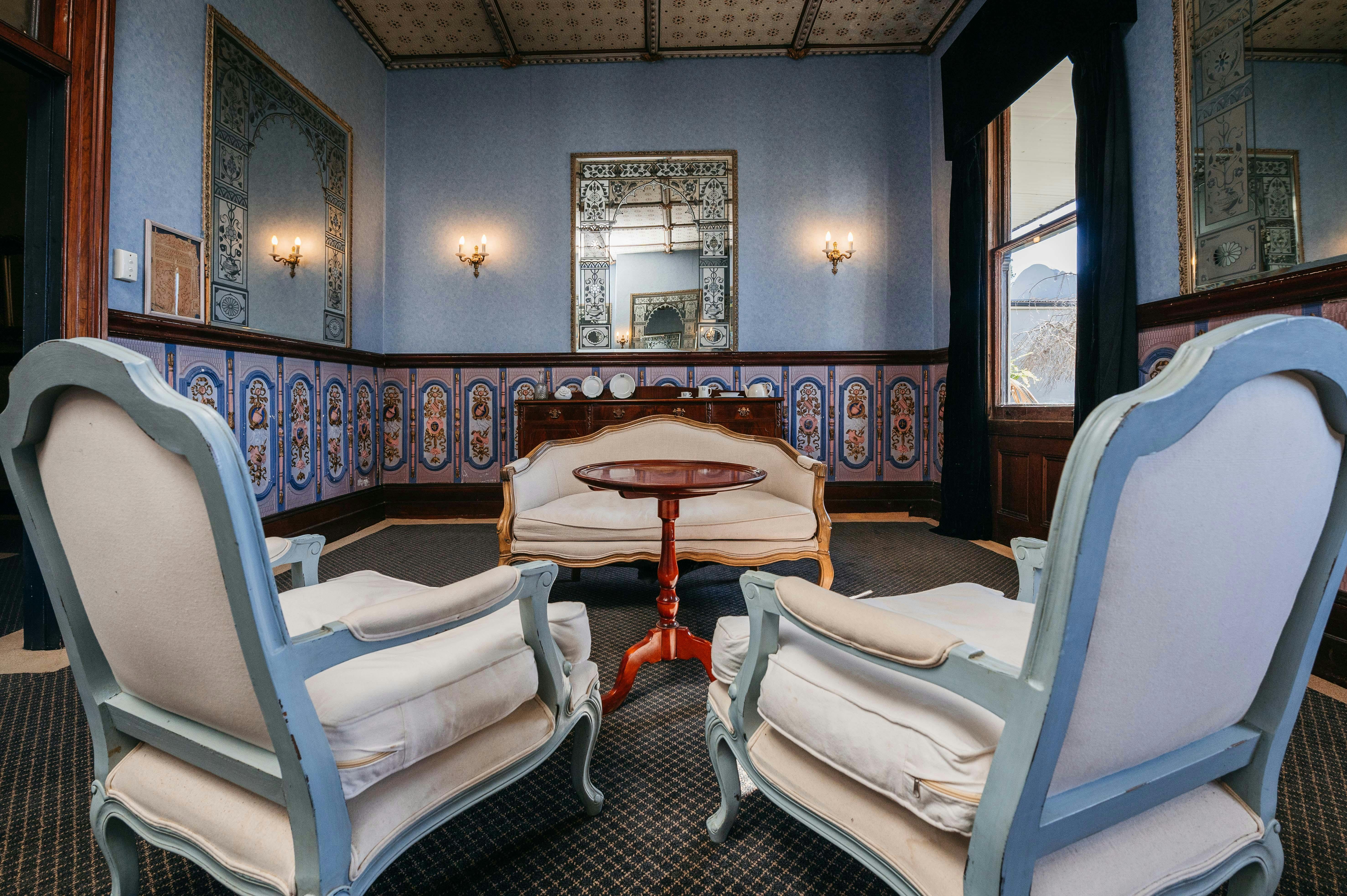 York Meeting Room - room with lounge chairs with heritage charm