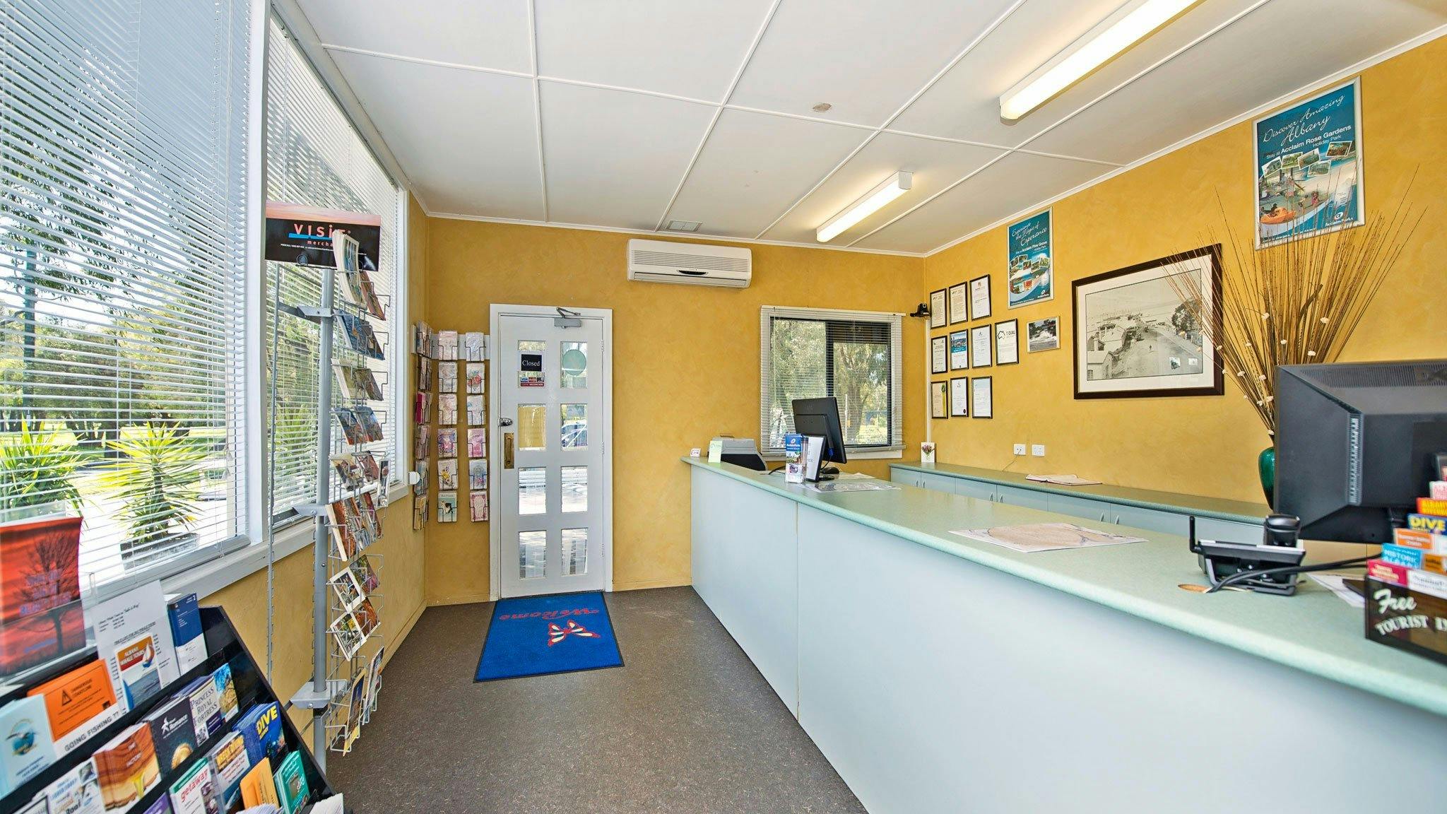 Acclaim Rose Gardens Beachside Holiday Park, Emu Point, Western Australia
