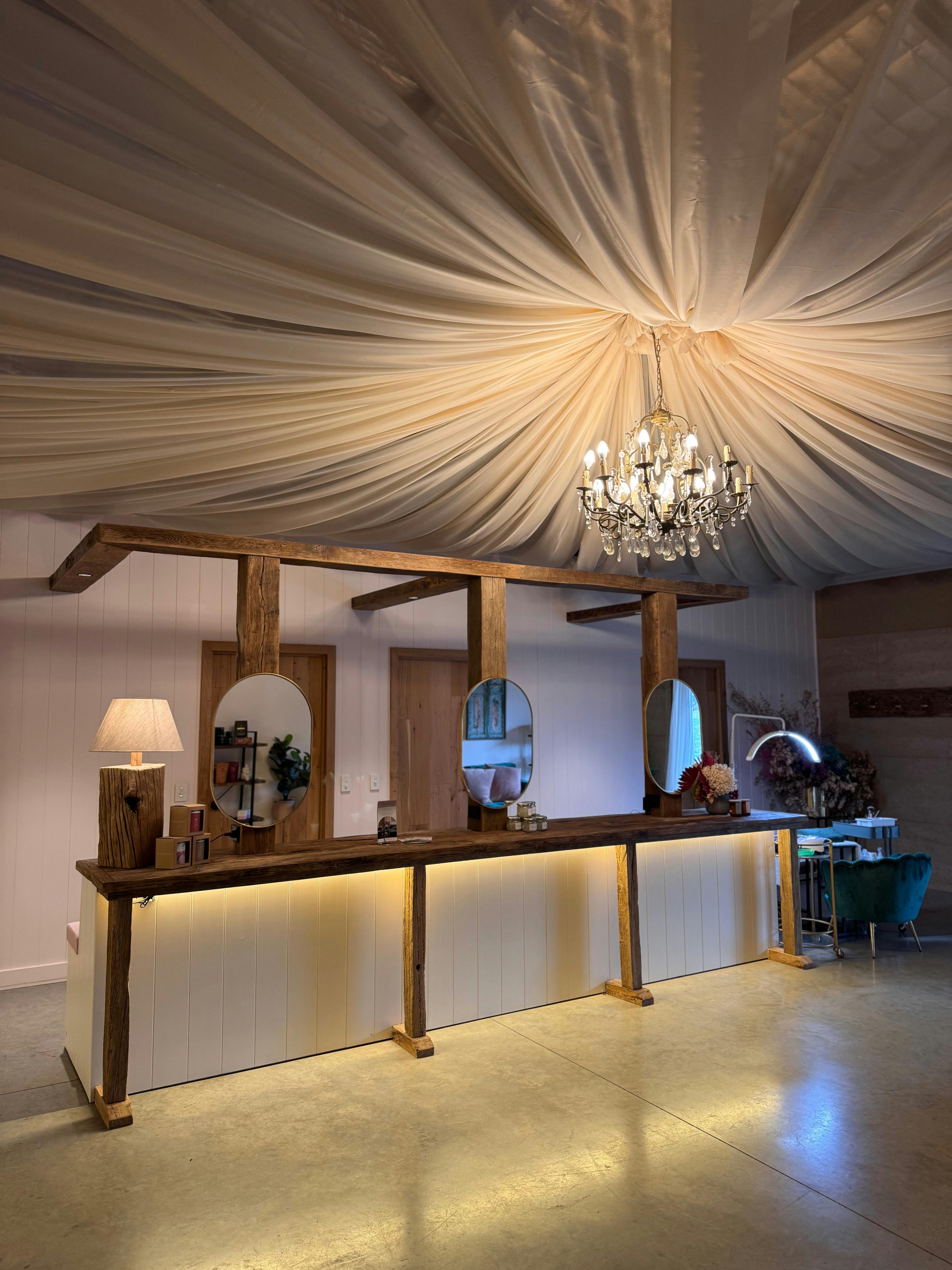 Parlour J makeup/nail bar