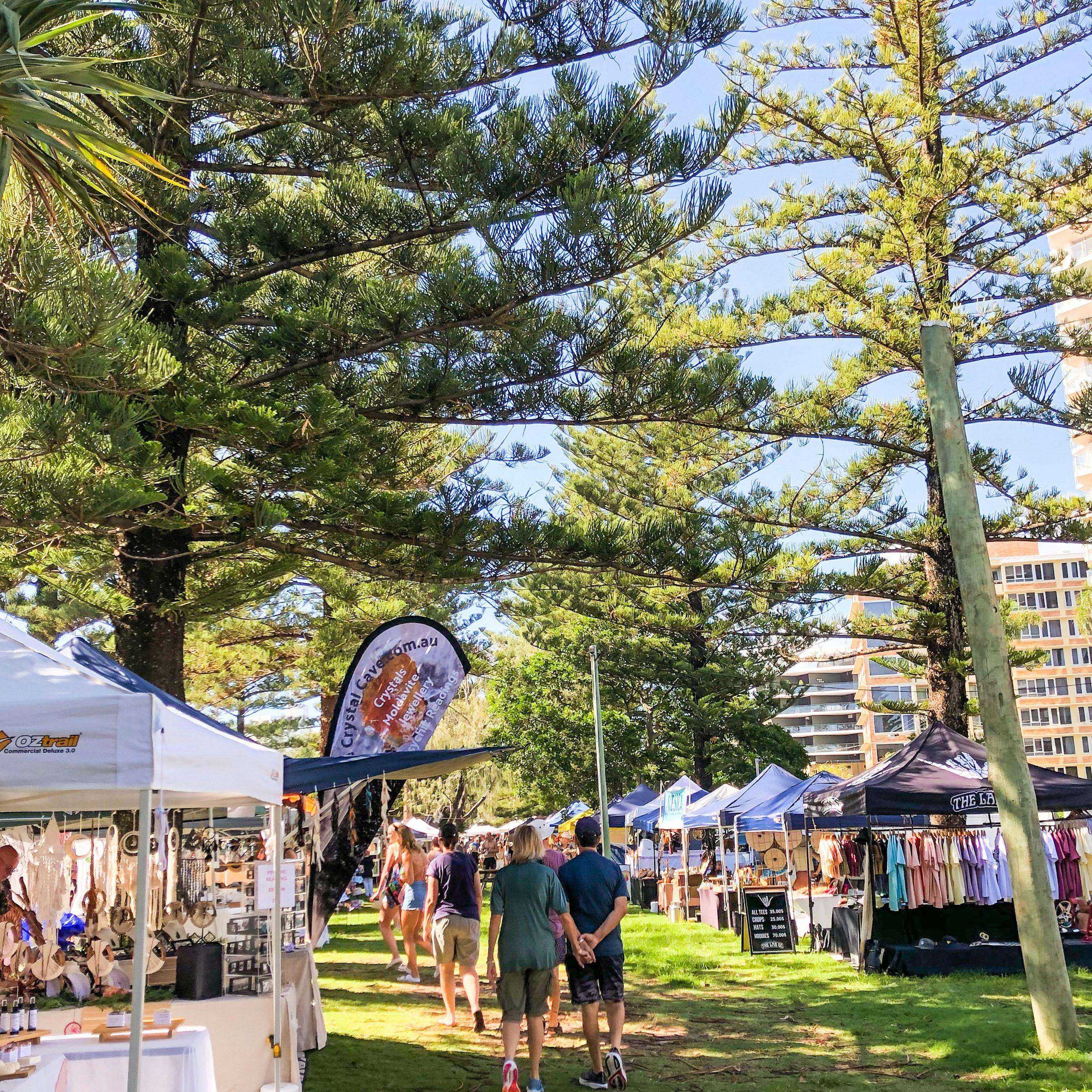 Burleigh Art and Craft on the Coast Markets