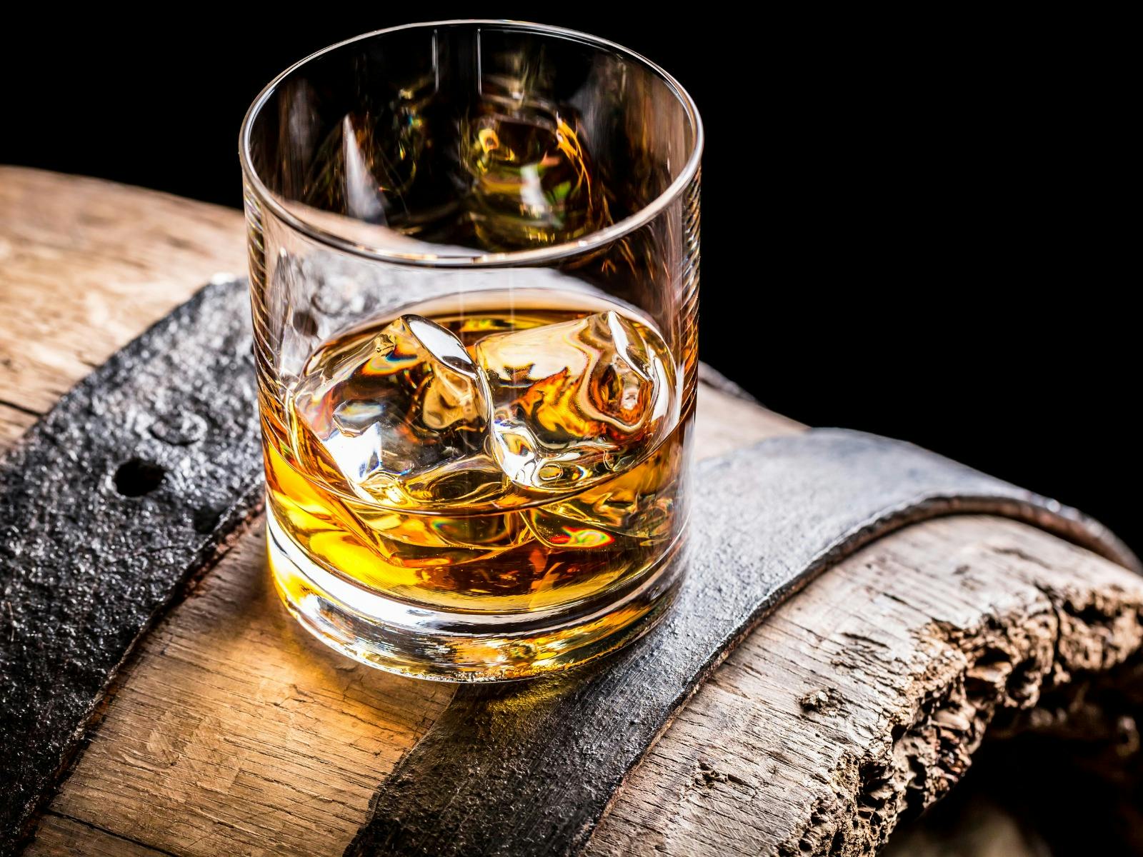 Foodie Lover Tours - Whisky tasting
