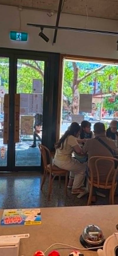 We can accommodate big groups too