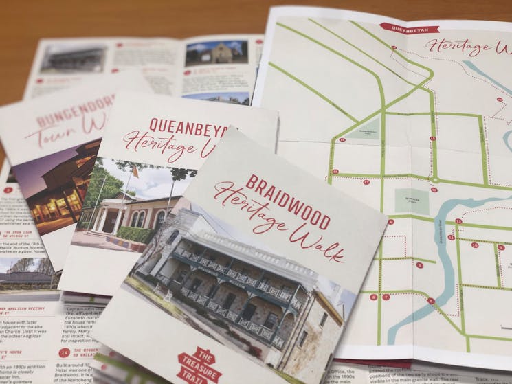 Maps and brochures about Bungendore, Braidwood and Queanbeyan