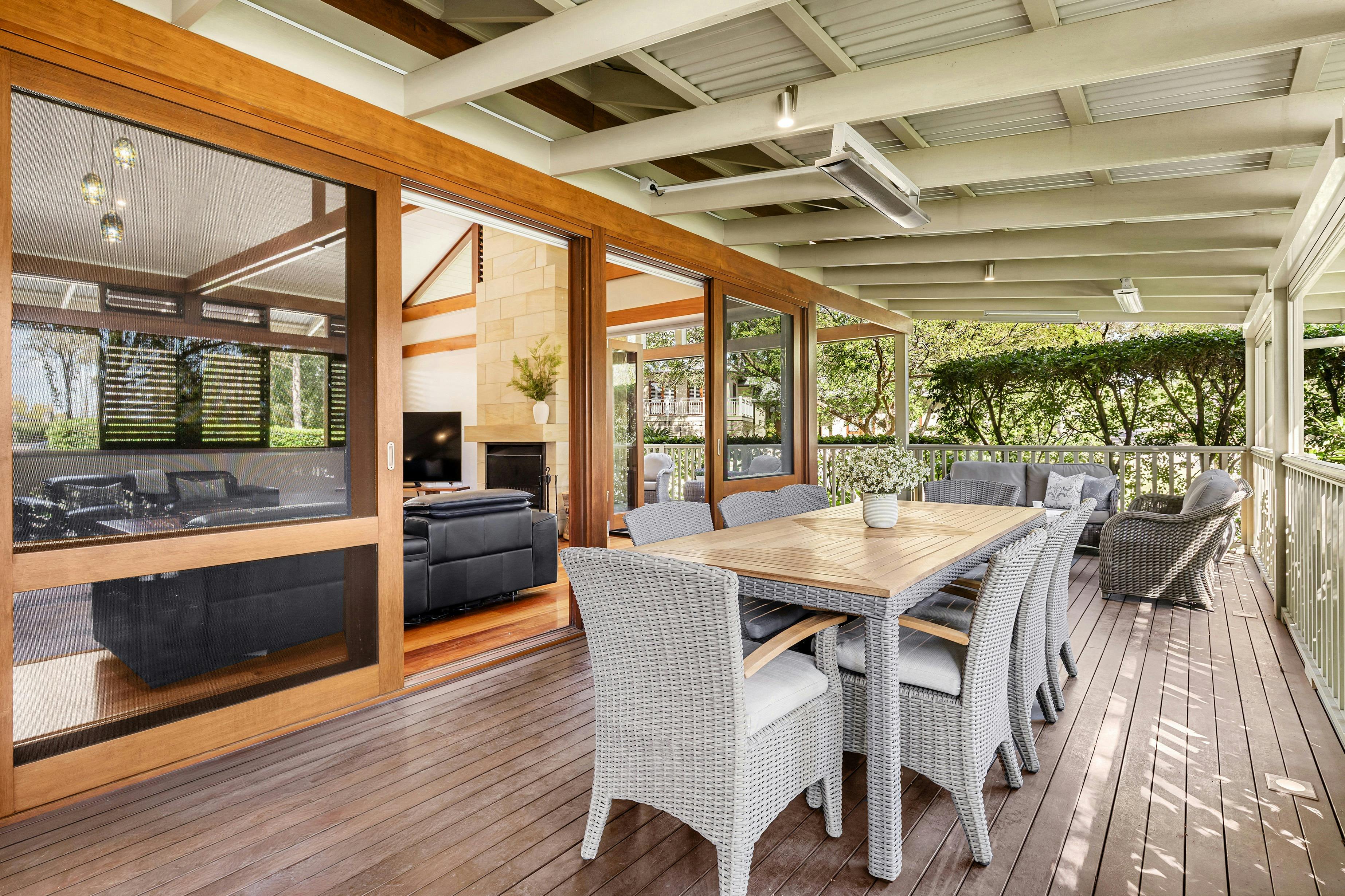 Stonewood outdoor dining