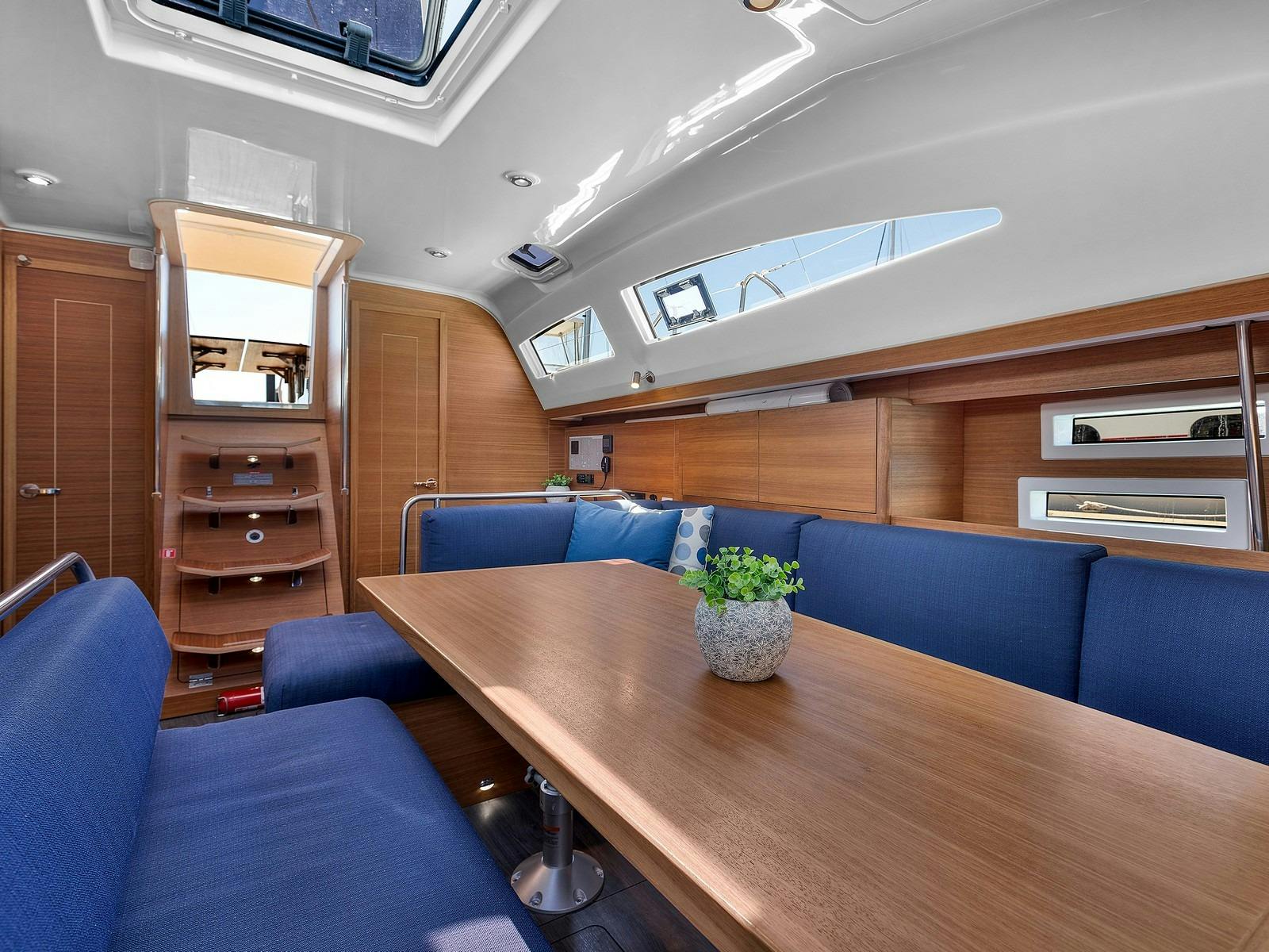 Elan Impression 45.1 - Saloon