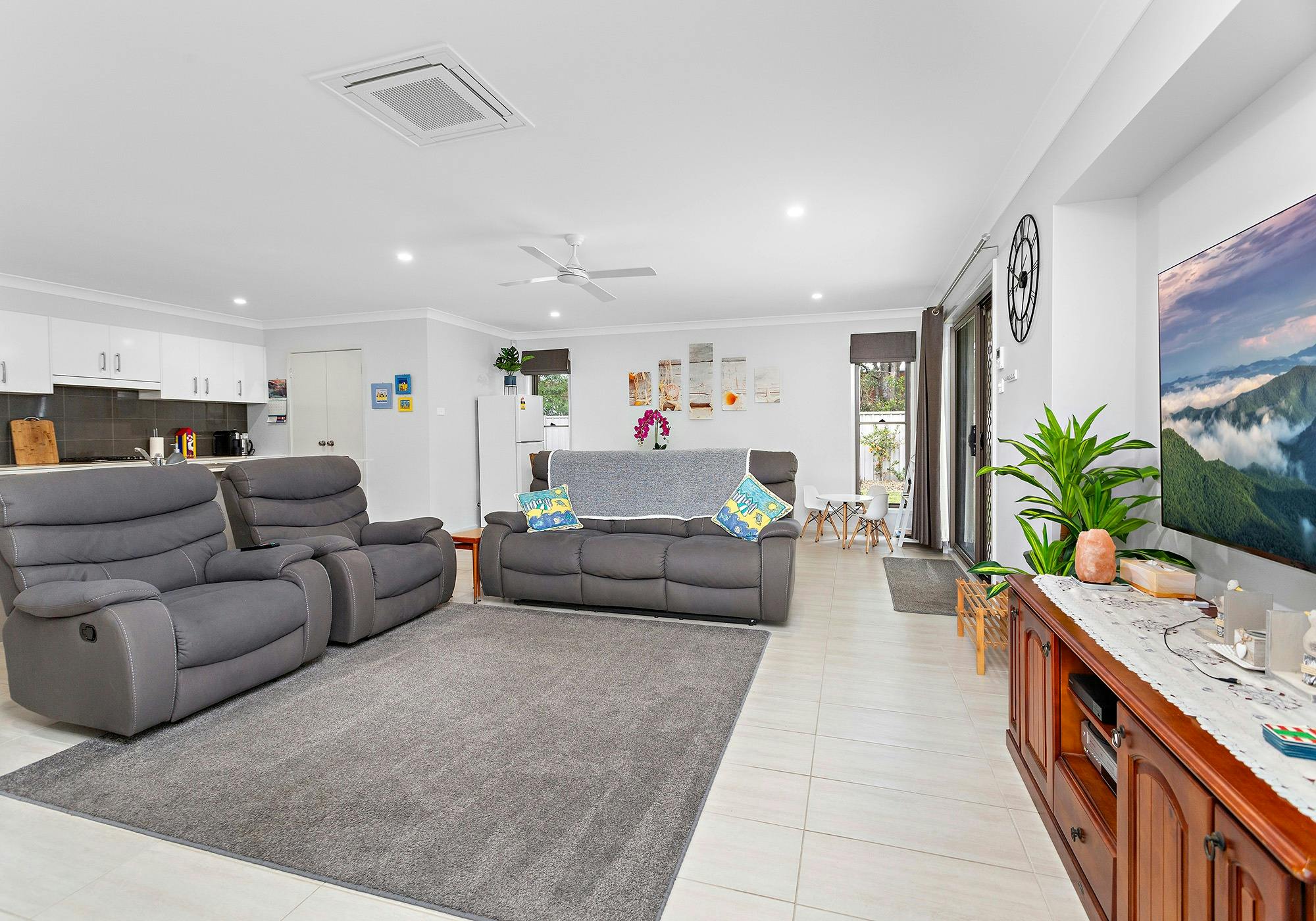 Lounge Room