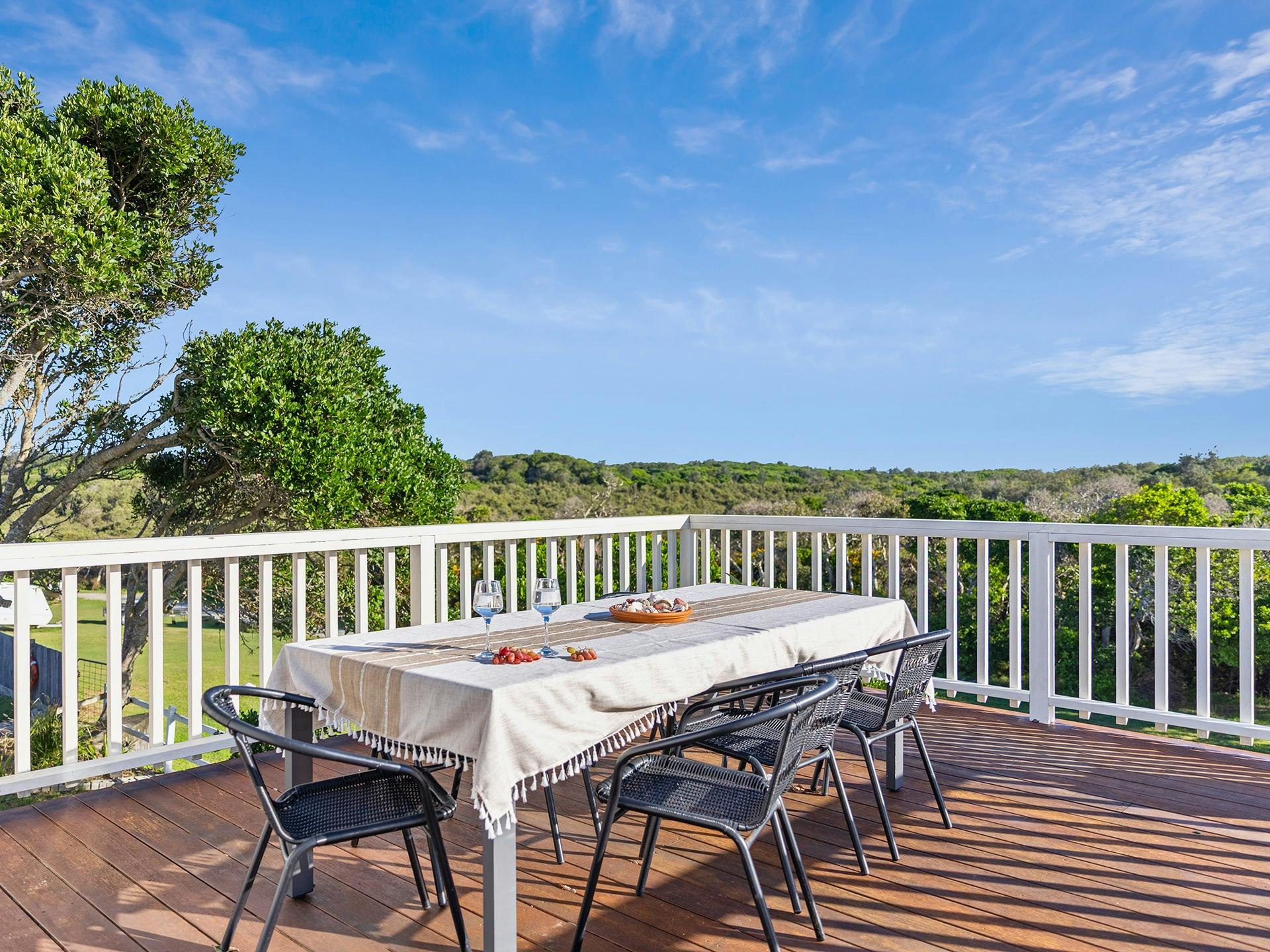 Port O'Call at Brooms Head