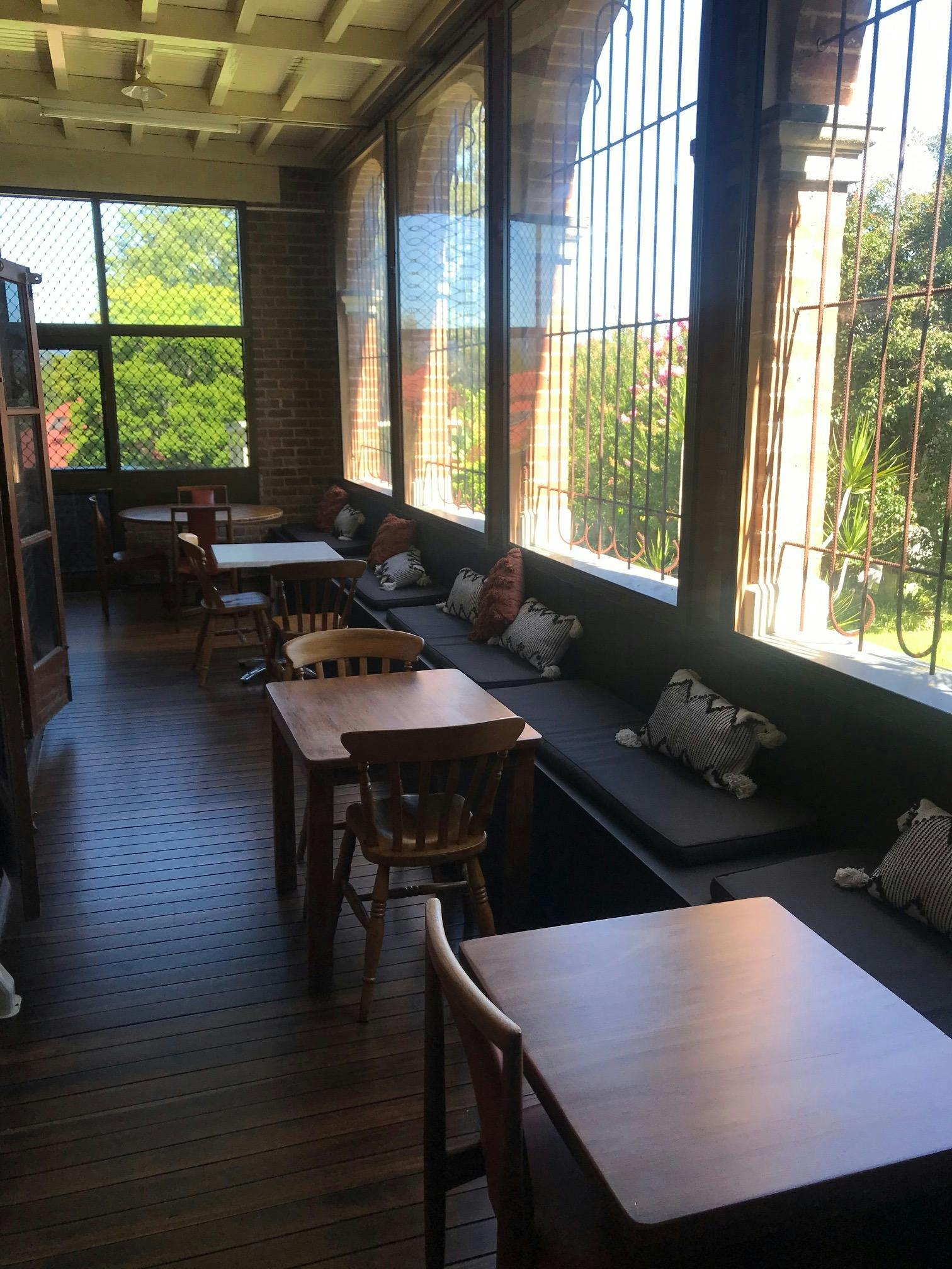 Phoenix Gallery and Cafe