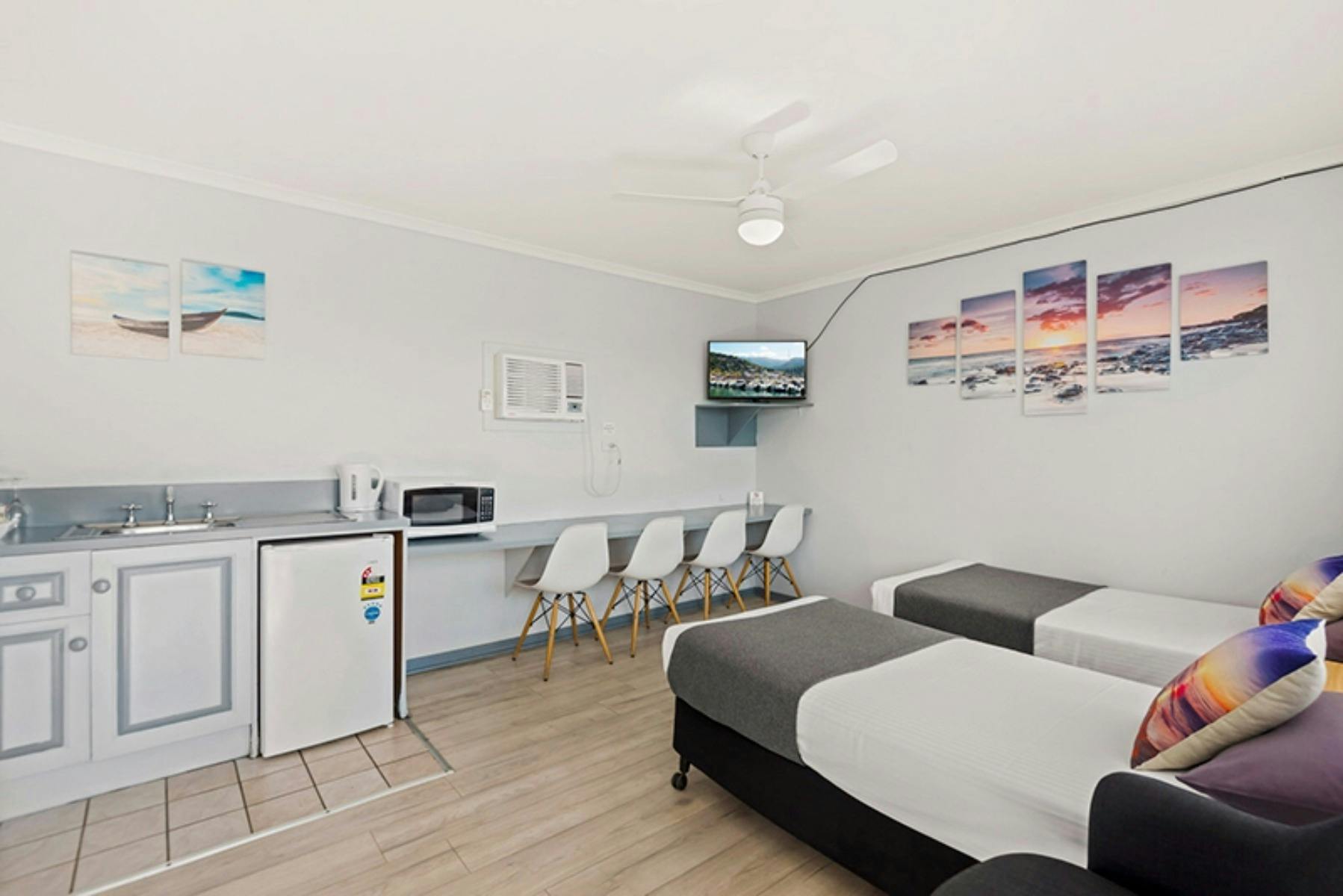 パシフィック モーテル