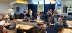 Band support for singer