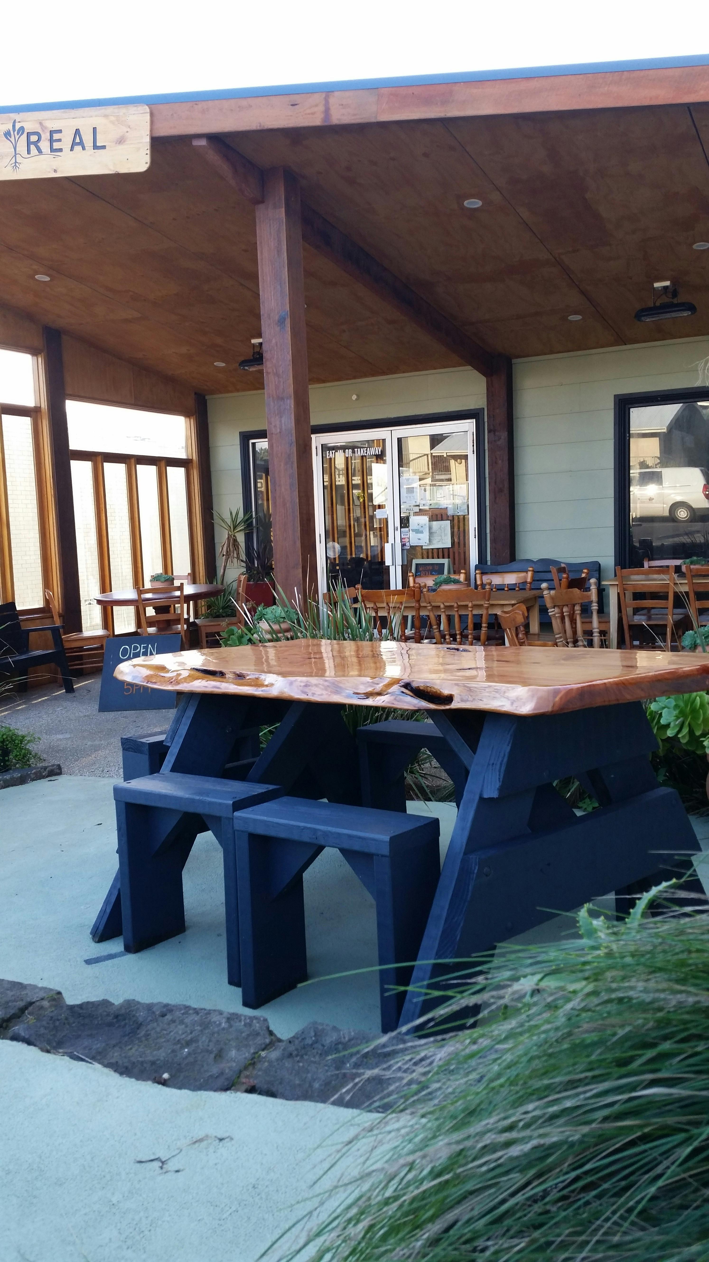 REAL Pizza Pasta Salads front entry