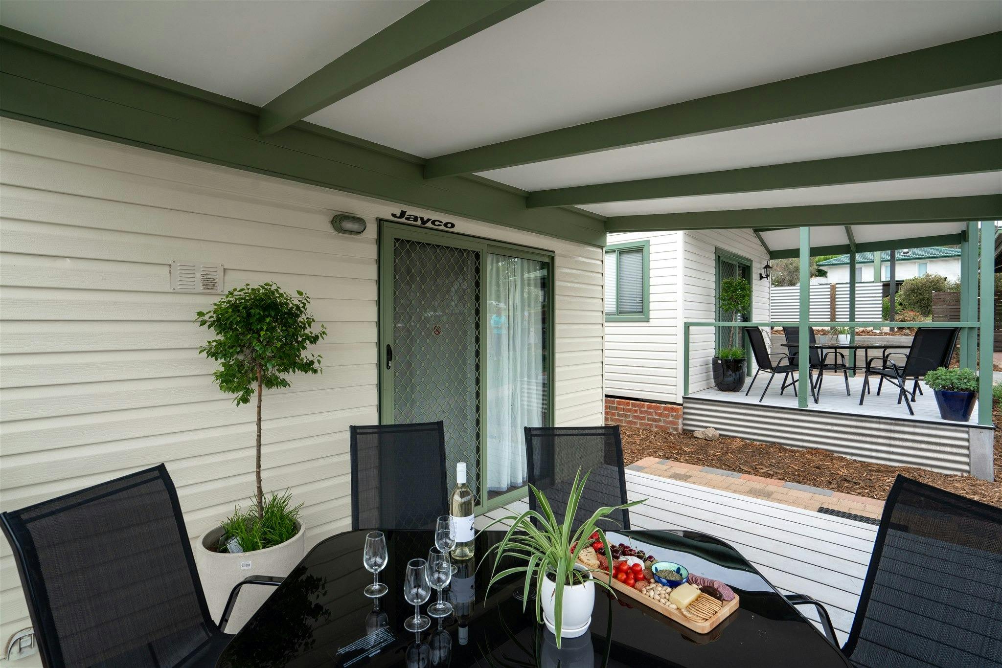 Front view - Selwyn Cottages