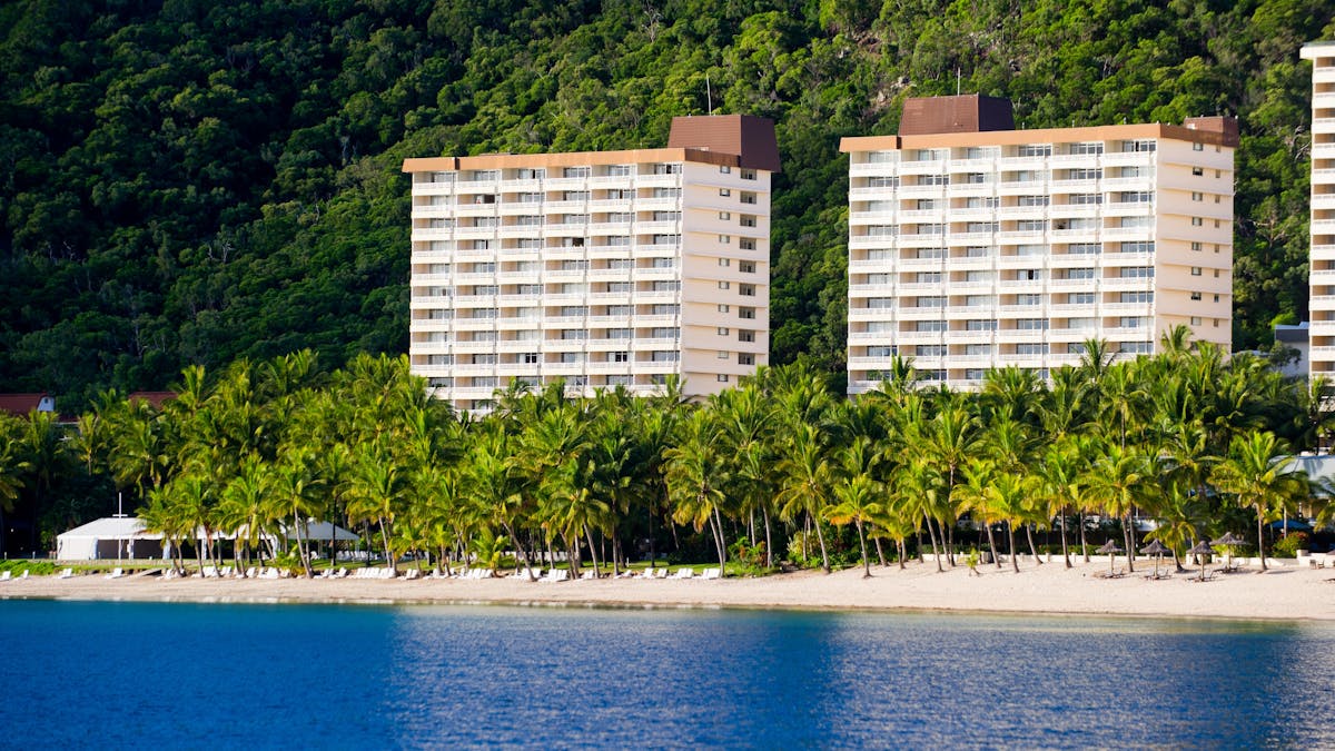 Whitsunday Apartments Hamilton Island overlooking Catseye Beach