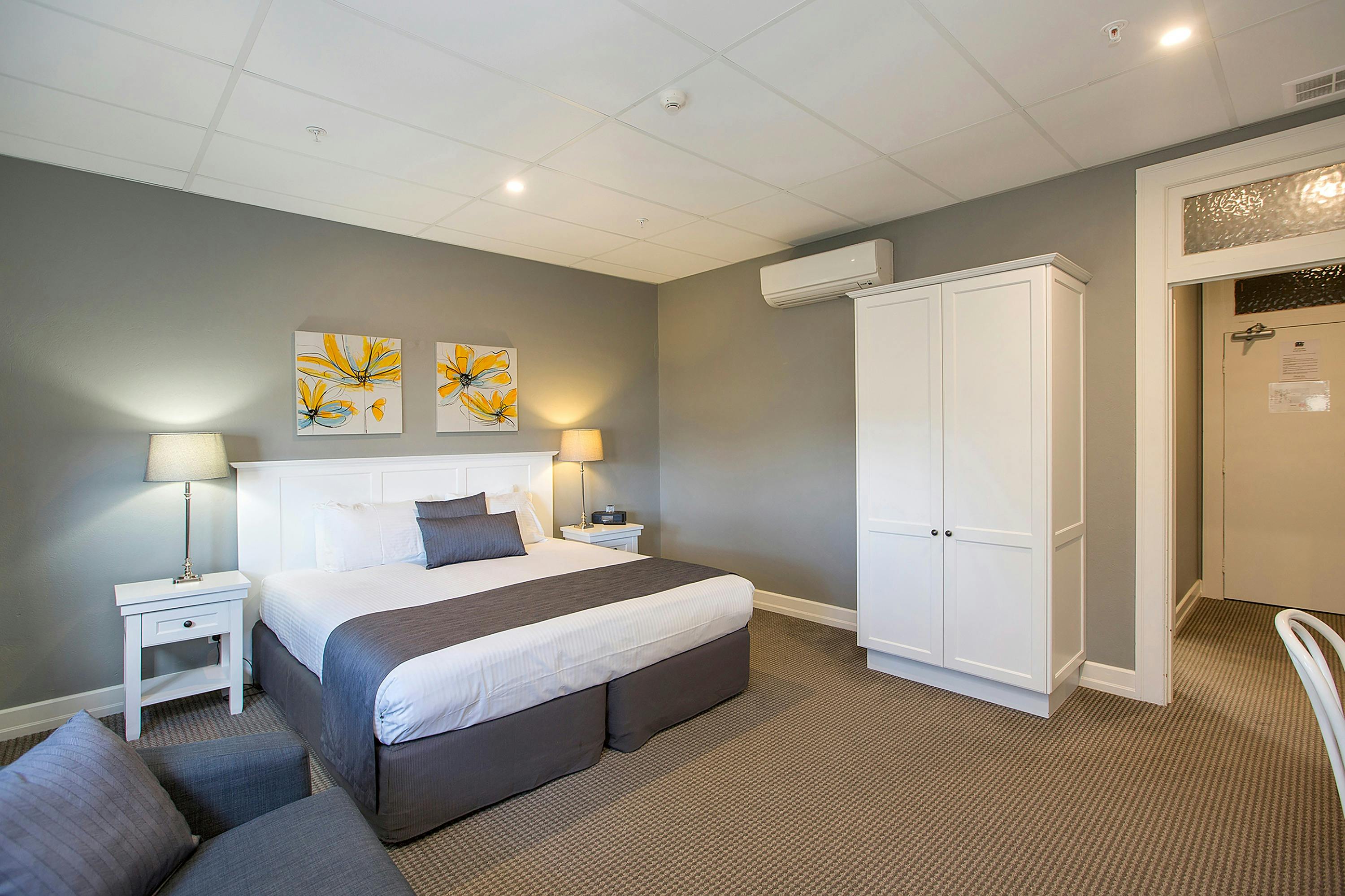 Platinum Suite