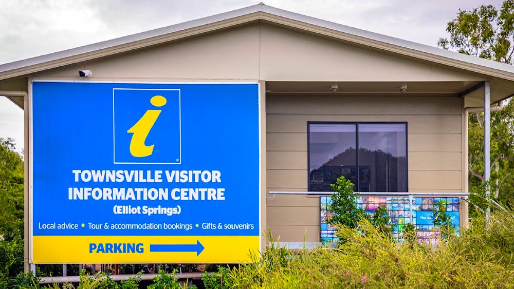 Townsville Visitor Information Centre - Elliot Springs