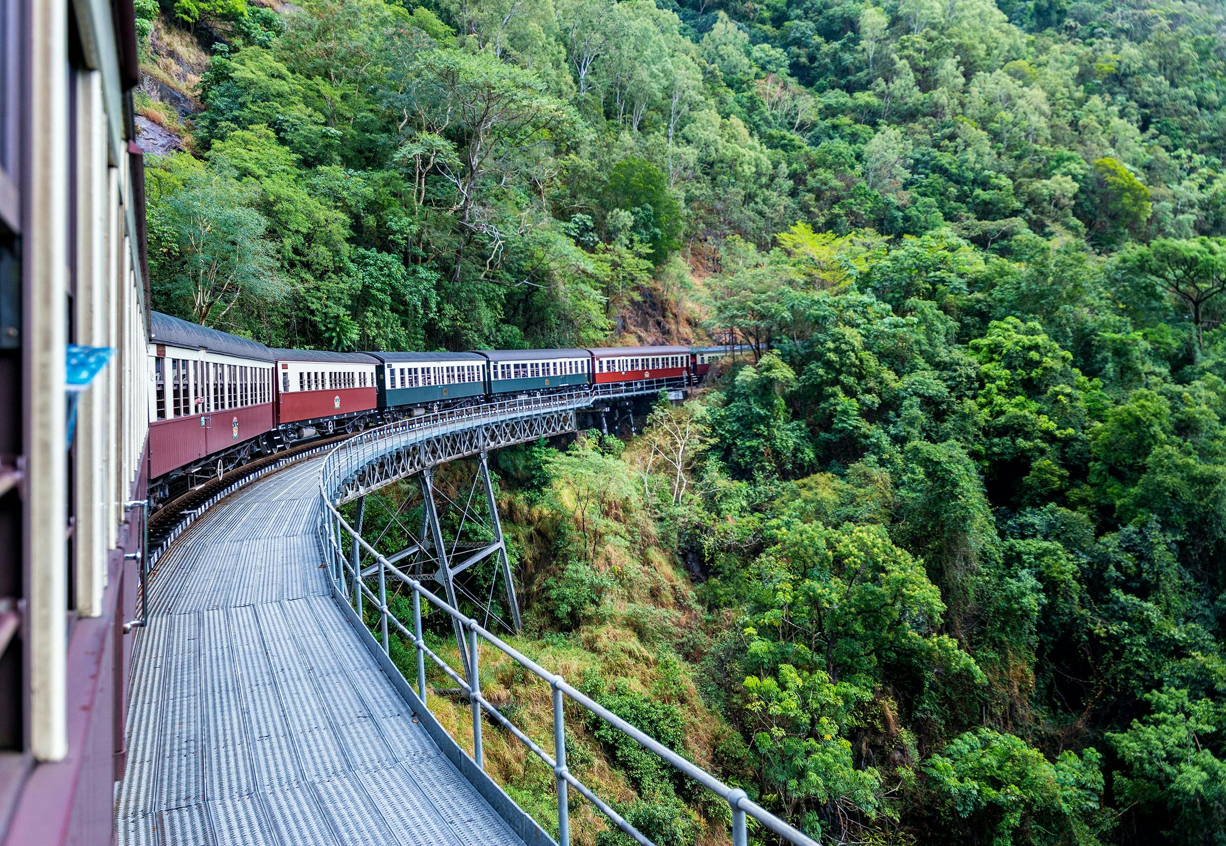 Kuranda rail side view