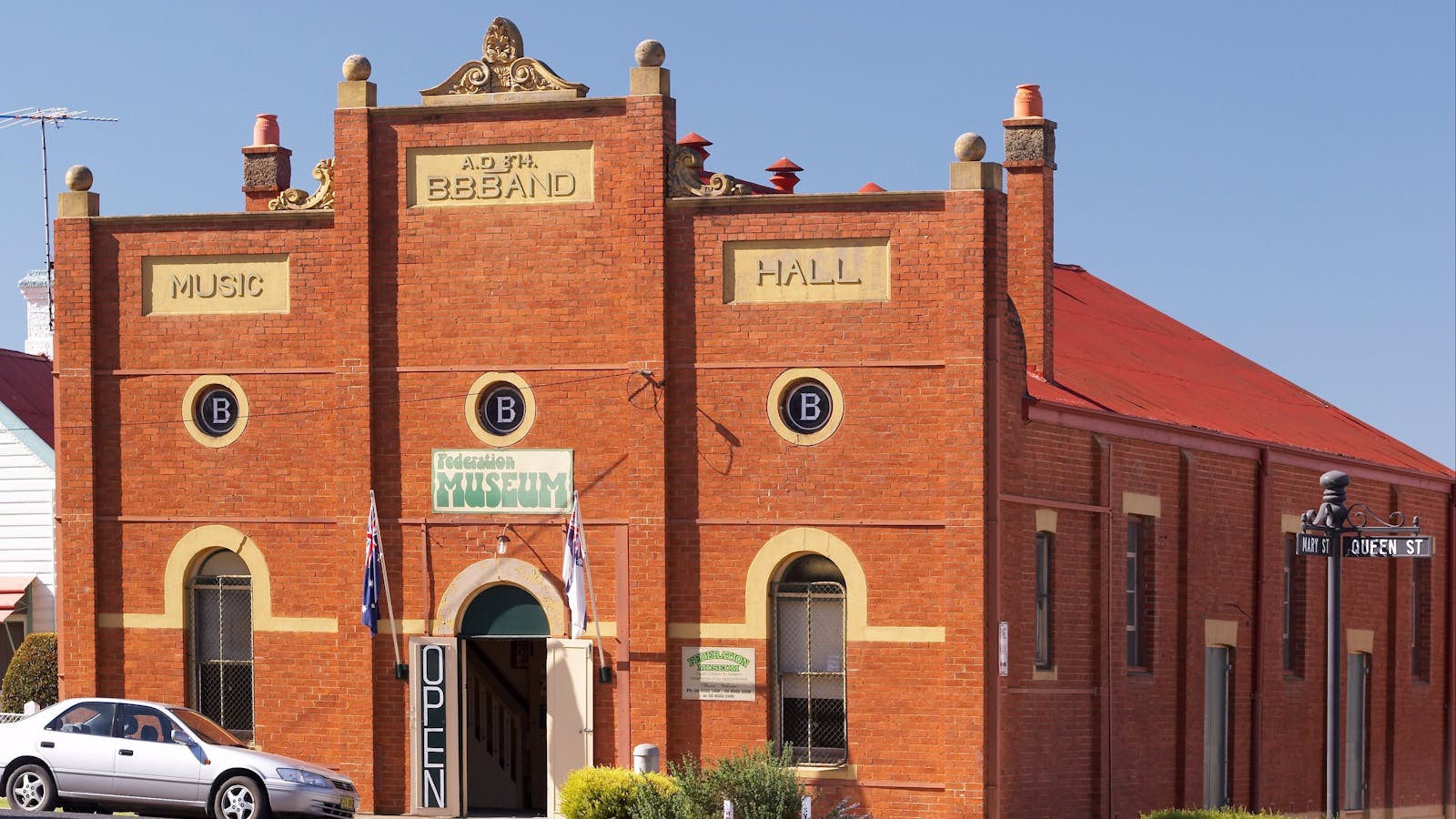 Corowa and Howlong History Trails