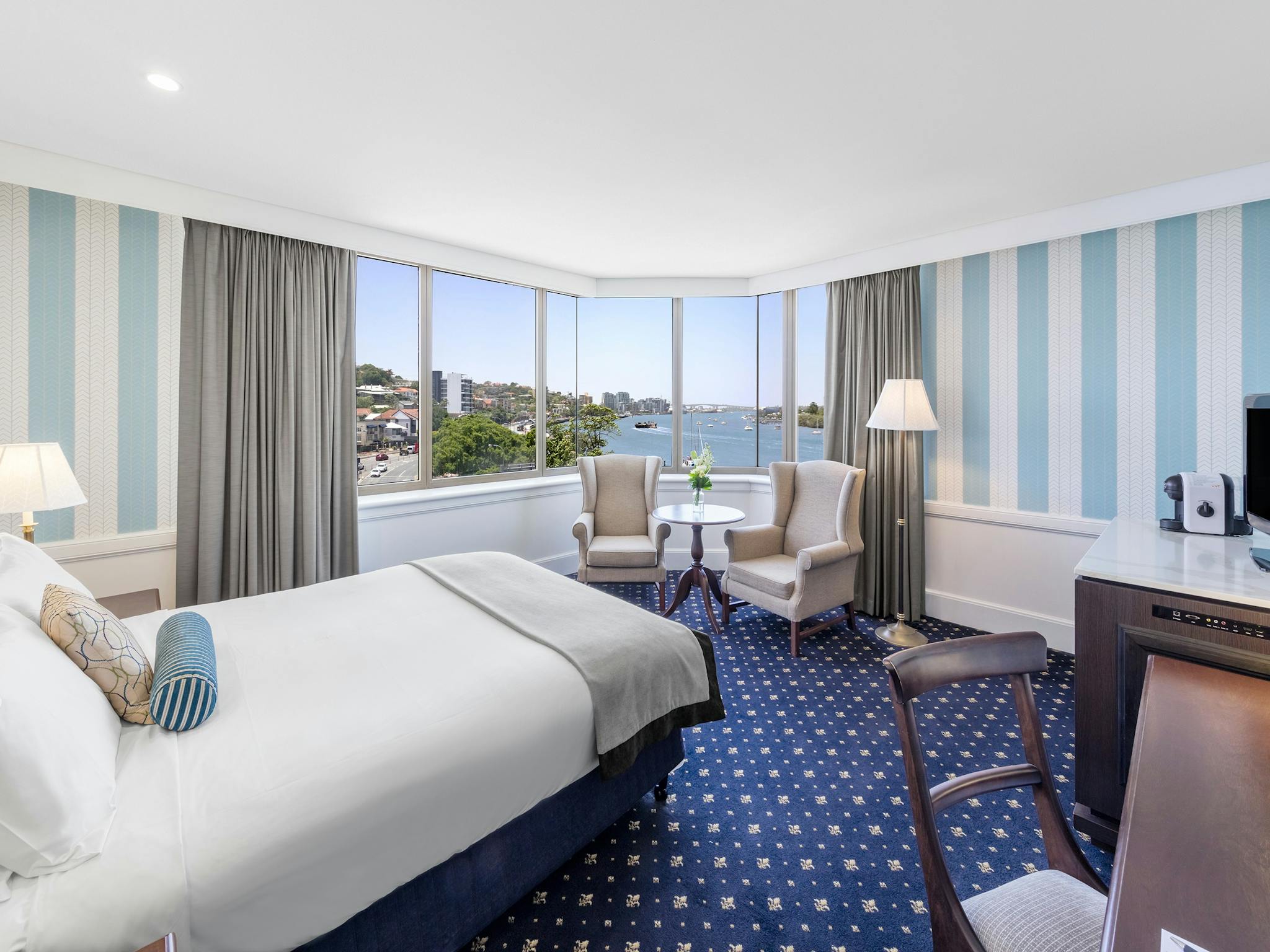 Hotel room overlooking Brisbane river Hotel room overlooking Brisbane river