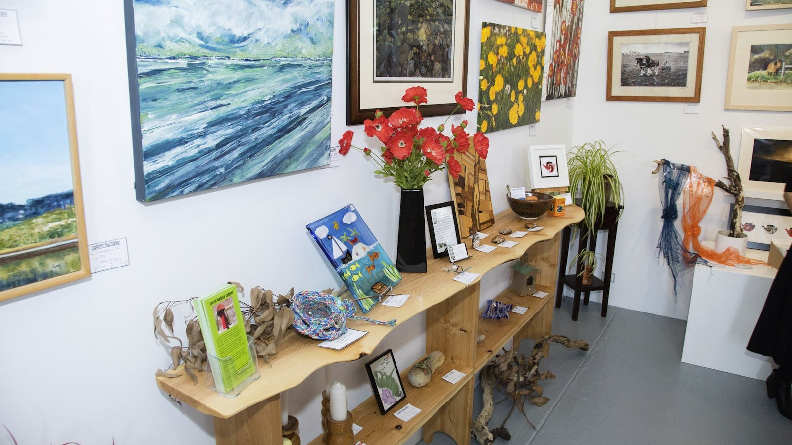 Lovett Gallery Cygnet