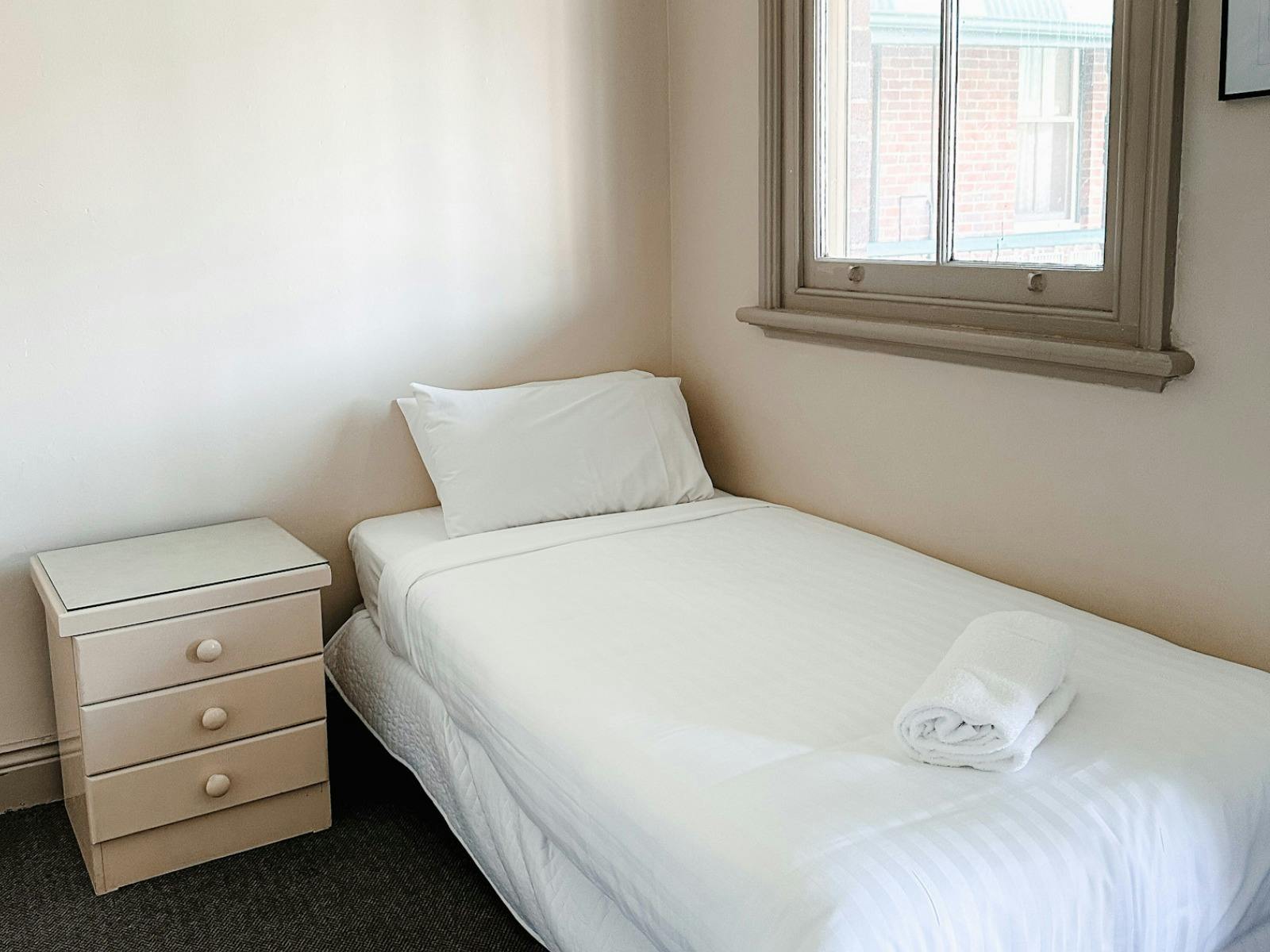 Single Twin Room, Shared Bathroom
