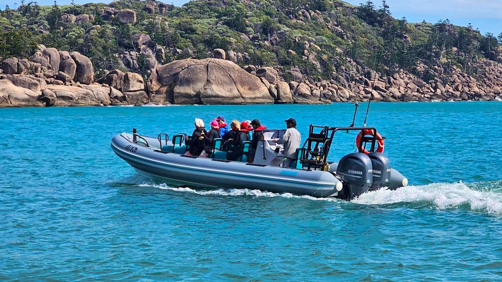 360 Magnetic island