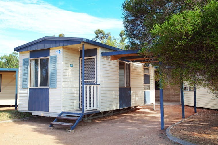 Economy External Ensuite Unit