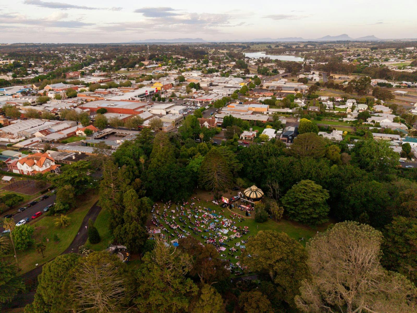 Hamilton Carols