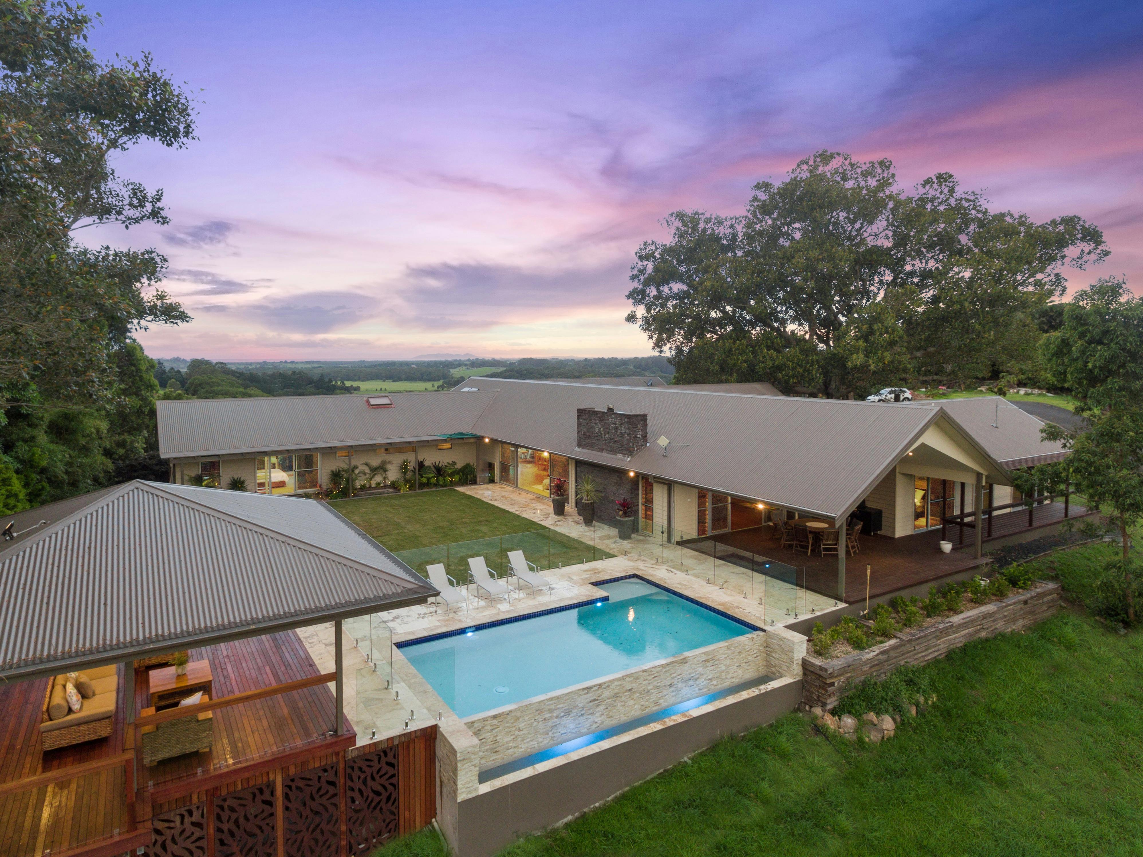 Serene Myocum - Byron Bay - House Pool and Cabana c