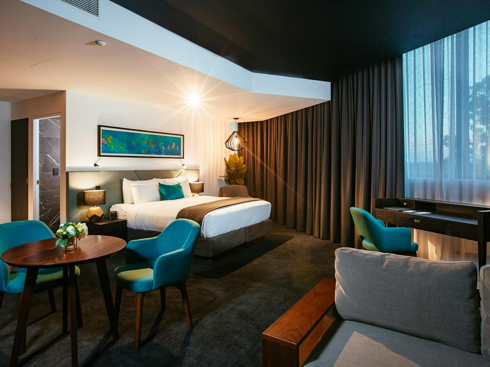 Spacious Corner Suite Spacious Corner Suite