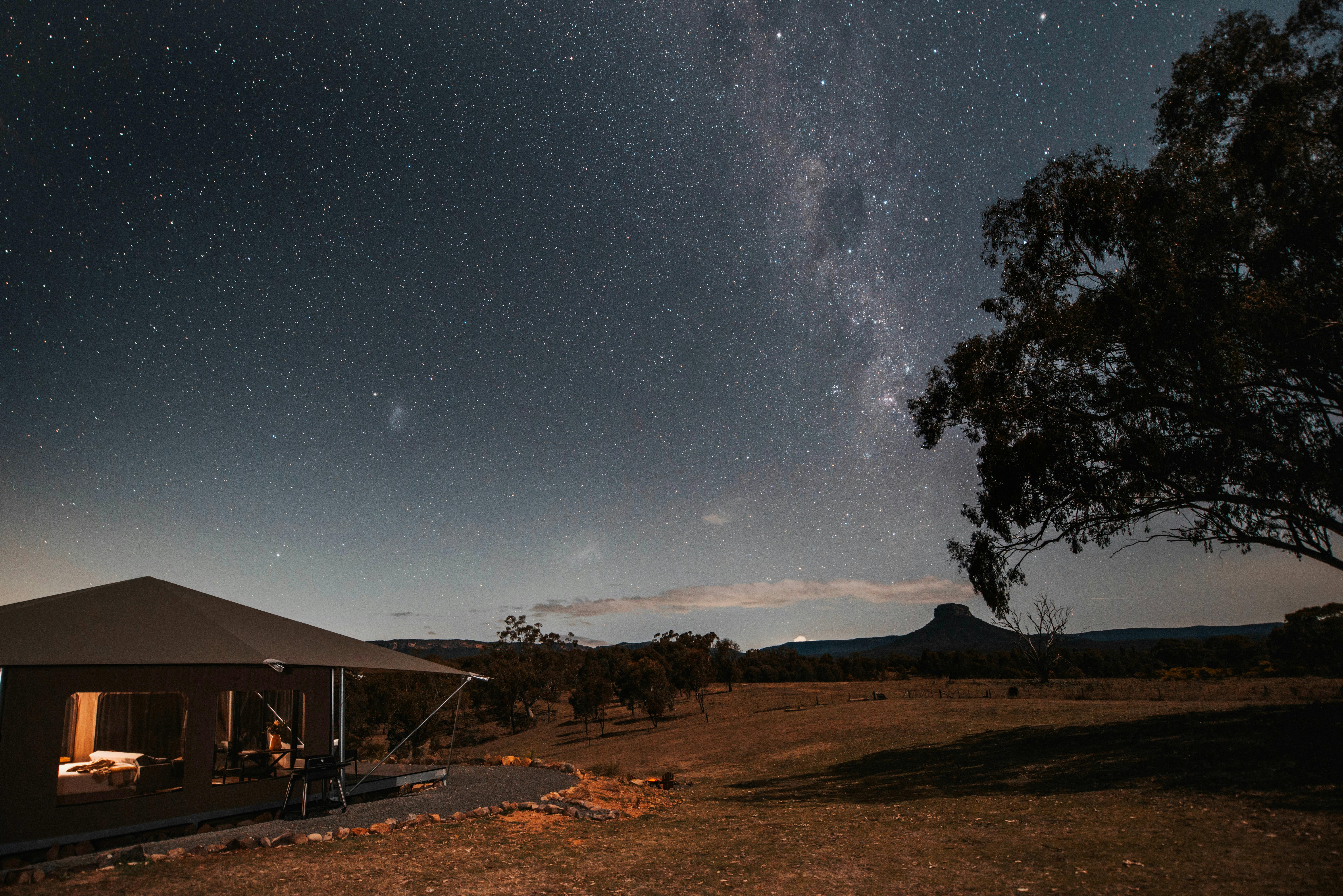 Clear Starry Nights: Your Canvas of Dreams