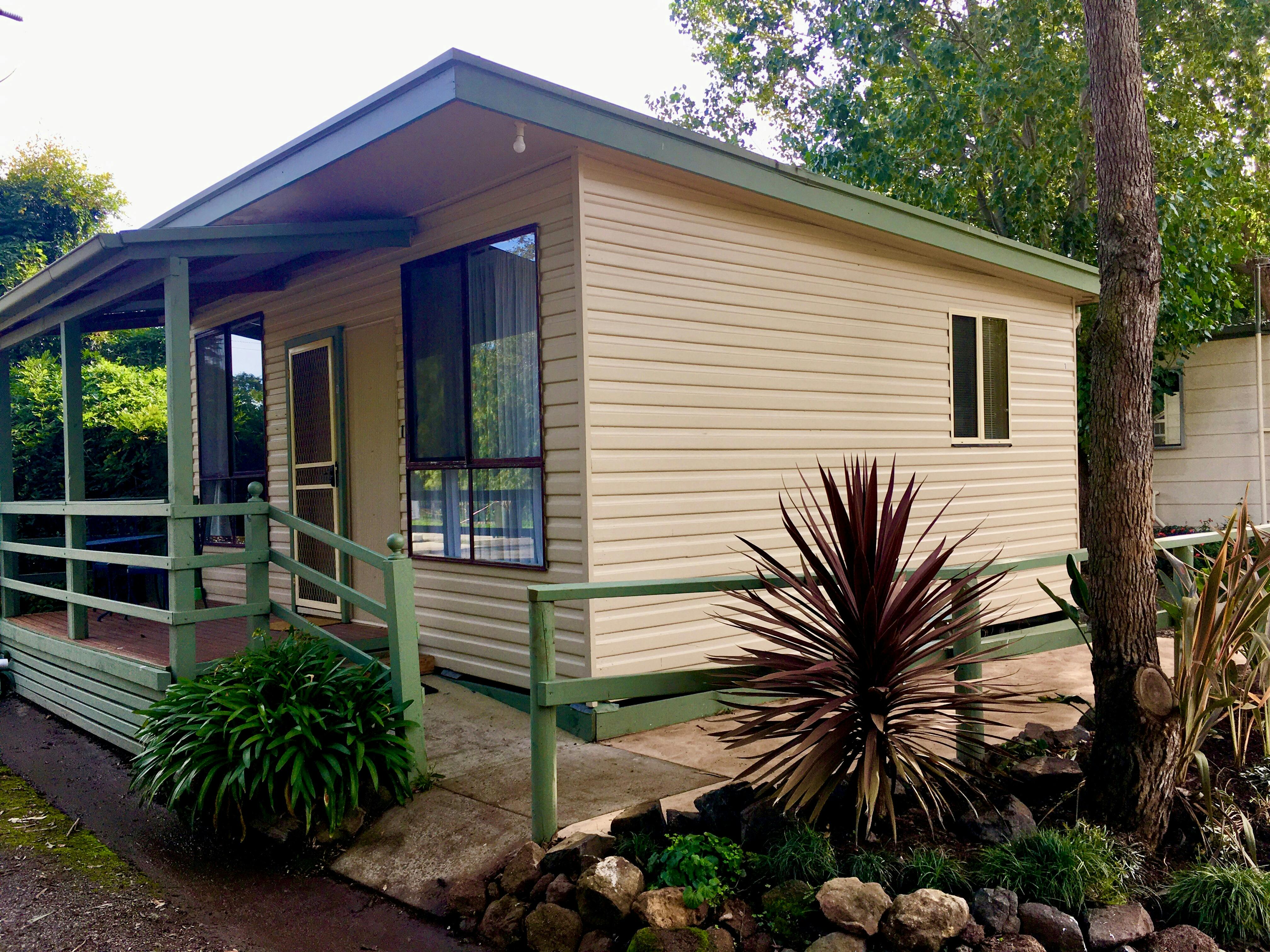 Queen 1 Bedroom Cabin