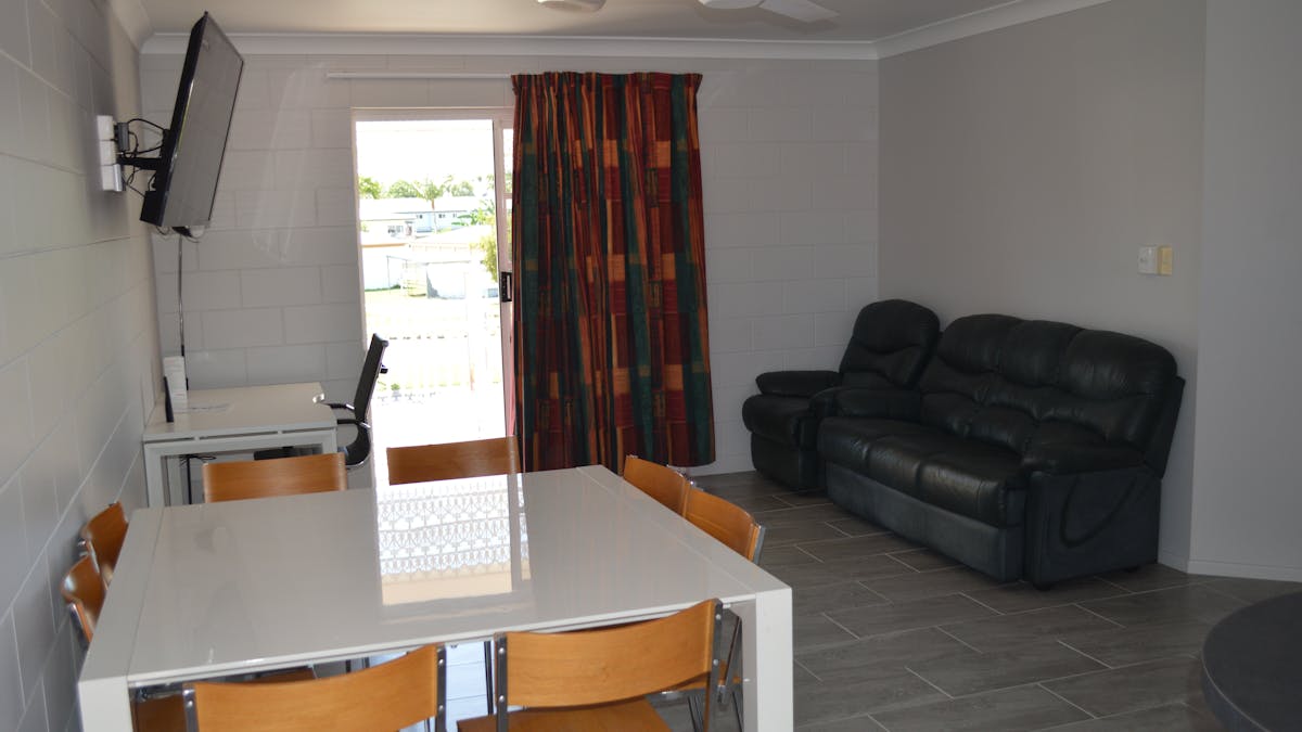 2 bedroom unit