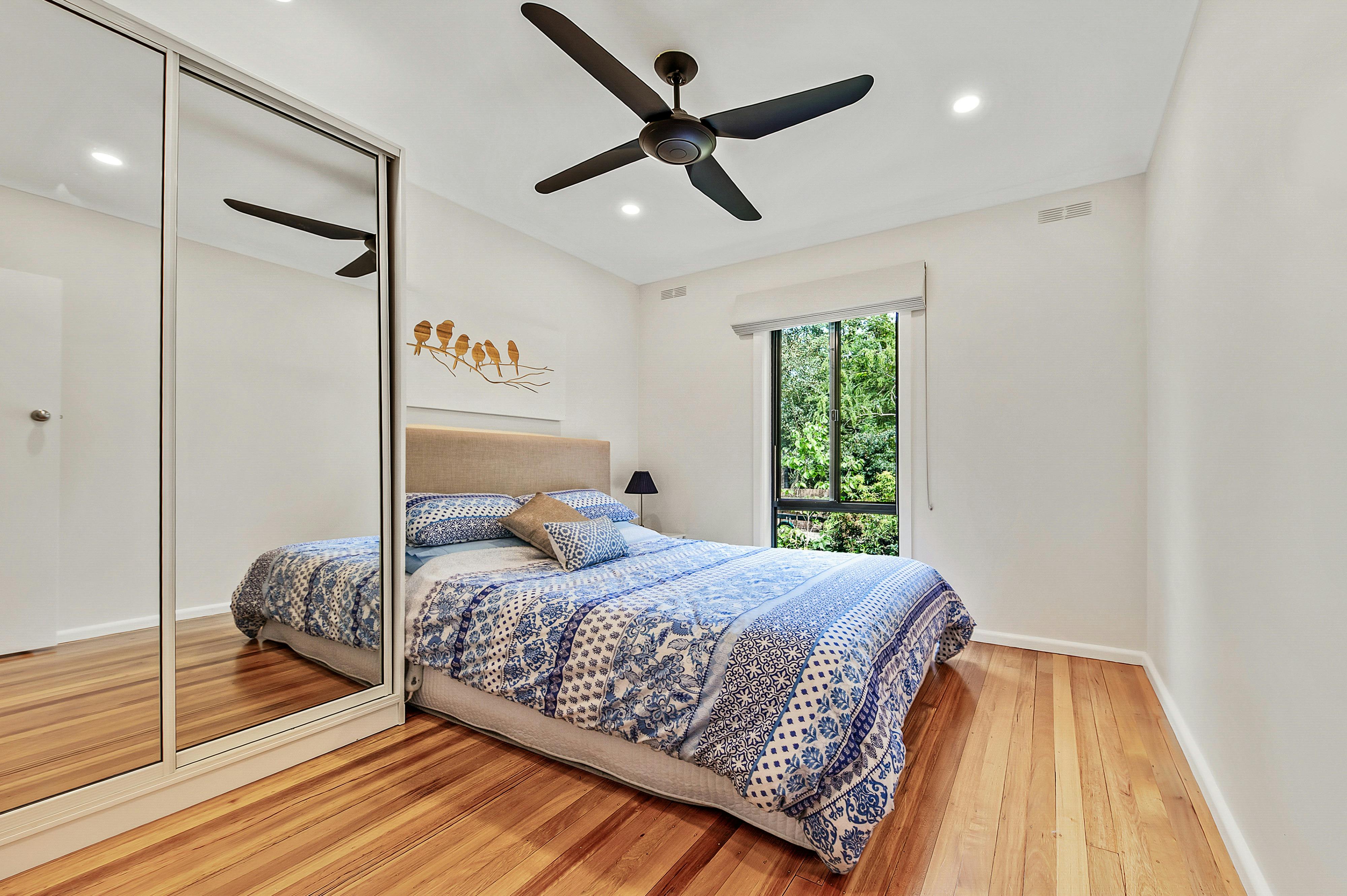 Queen bed