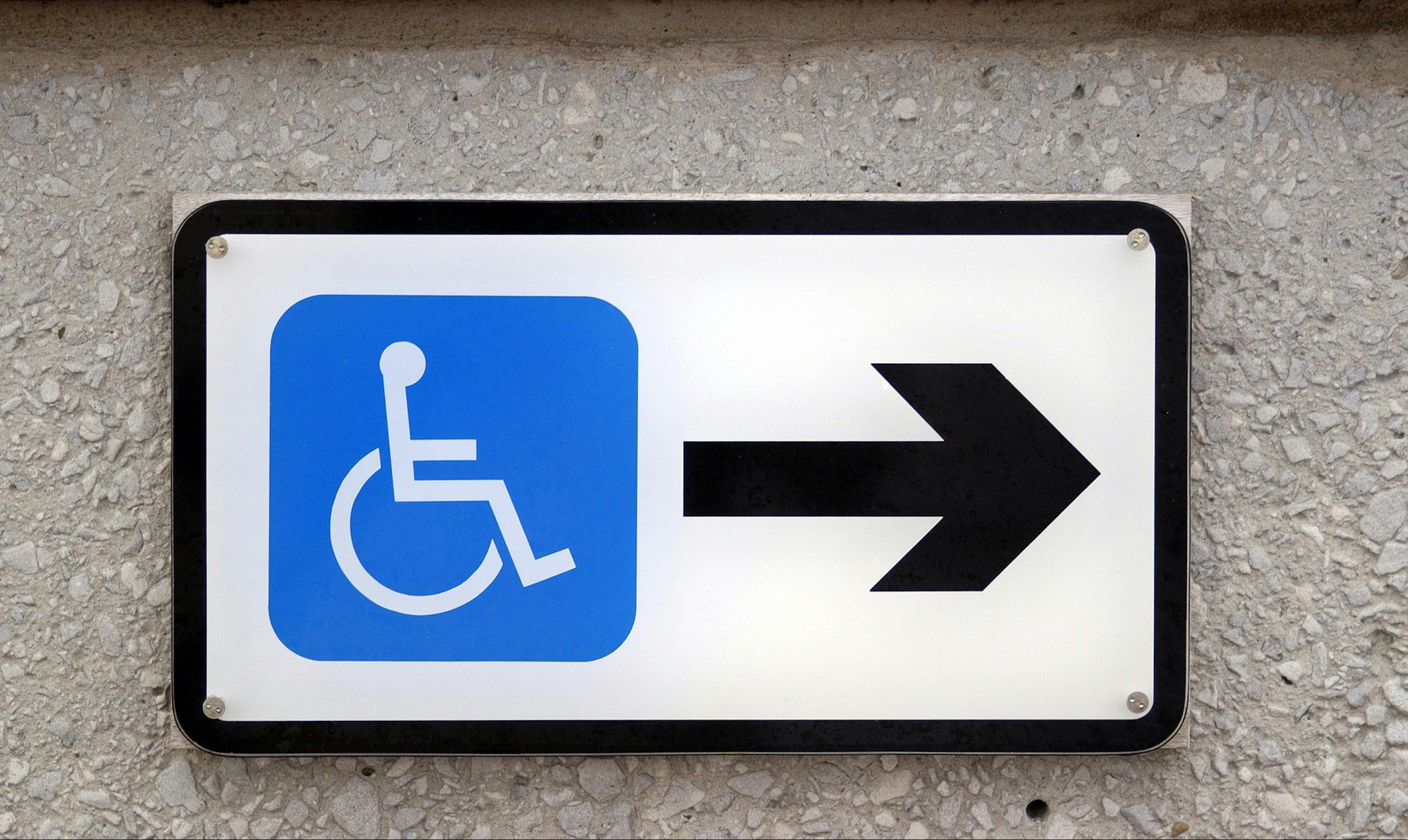 wheelchair accessible tour