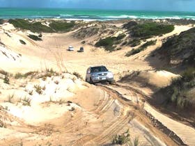4WD enthusiasts hit the dunes for hours of adrenalin field fun in the Beachport Conservation Park