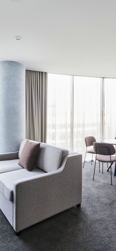 Abode Belconnen - Executive One Bedroom Apartment