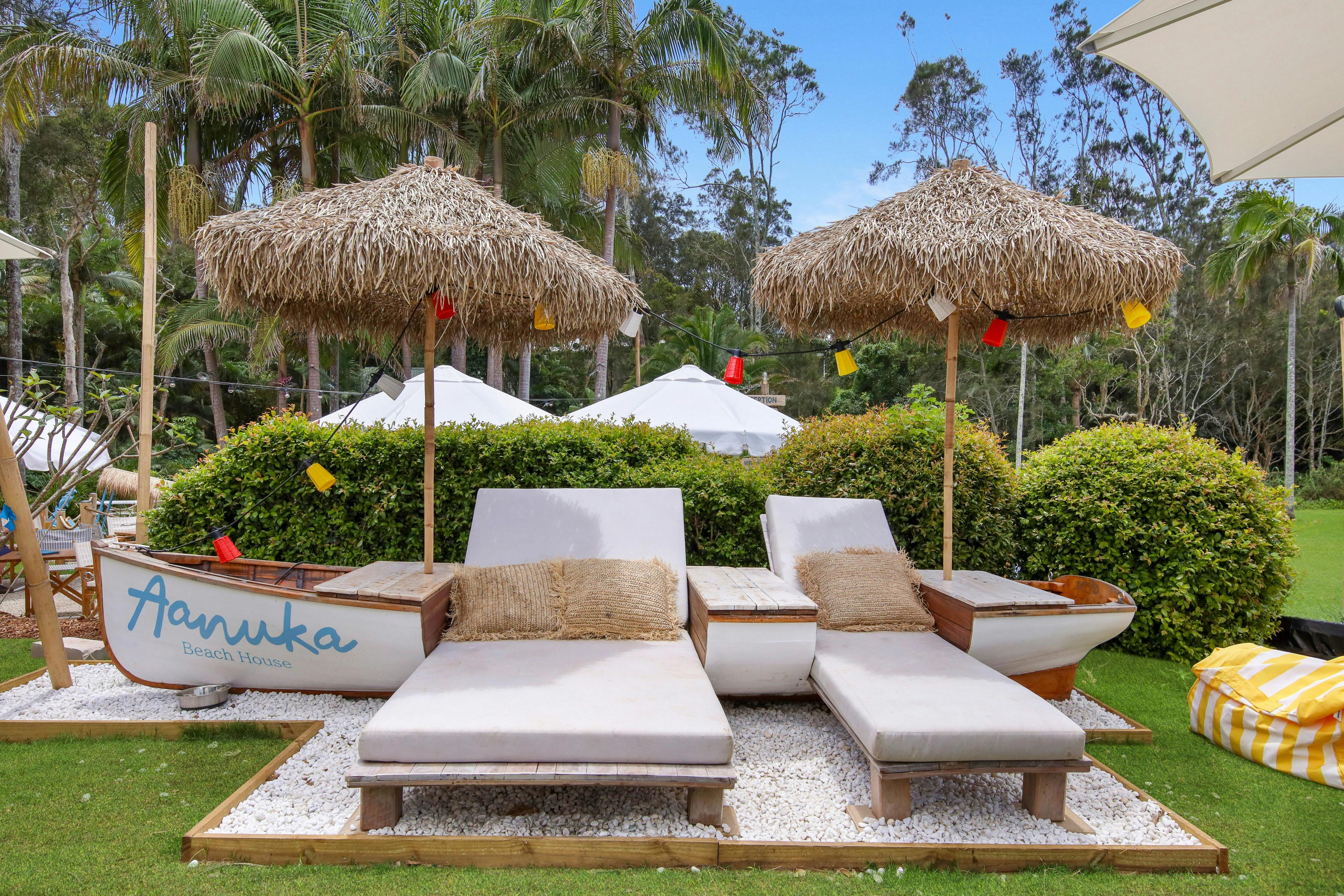 Elvis Romance at the Beach