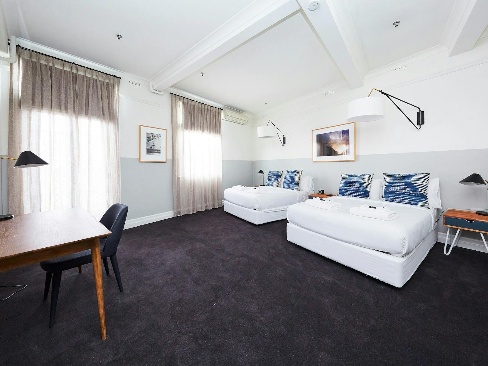 ブリッジビュー ホテル - 2 ベッド ファミリー ルーム、共用バスルーム