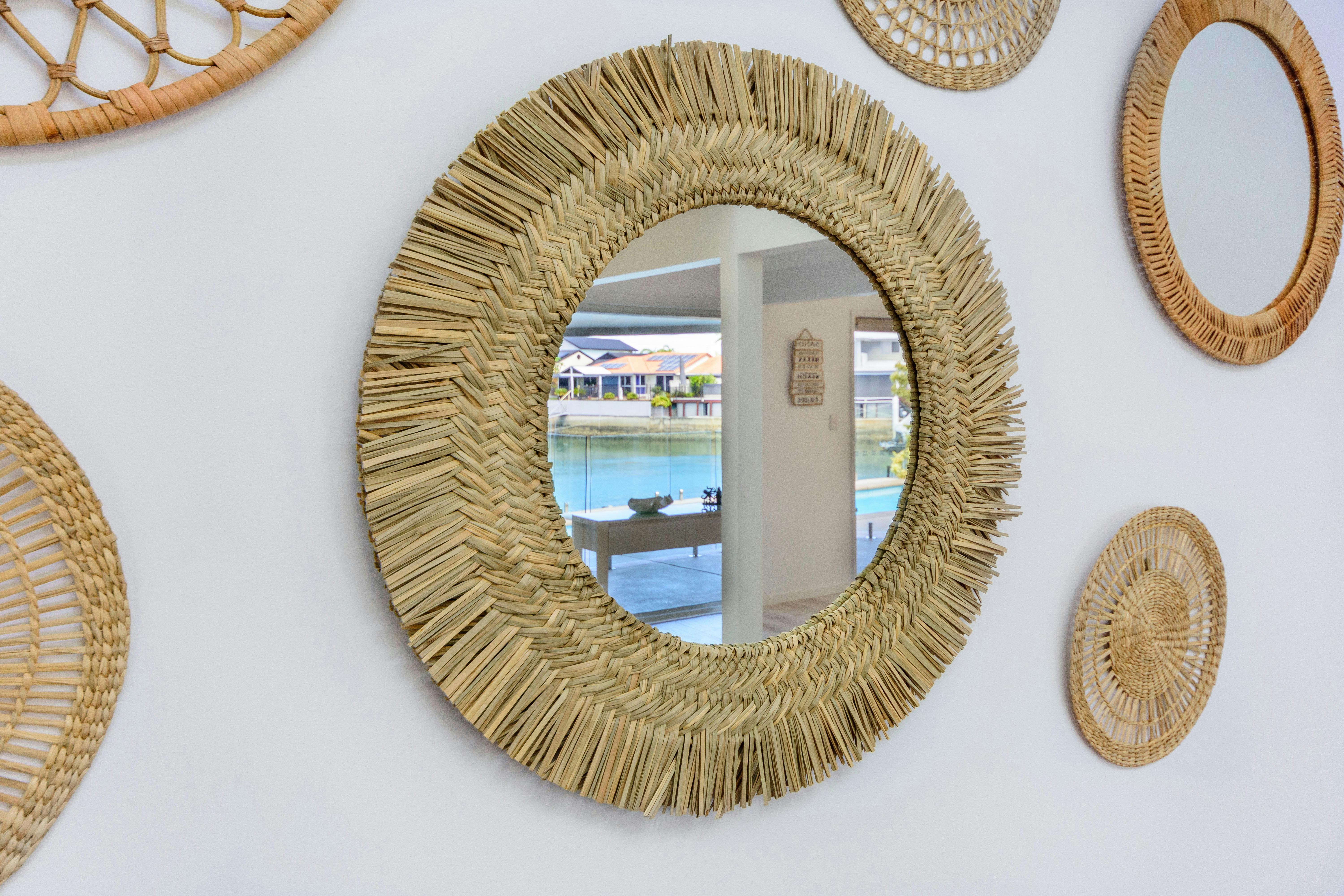 Island Paradise On The Canal