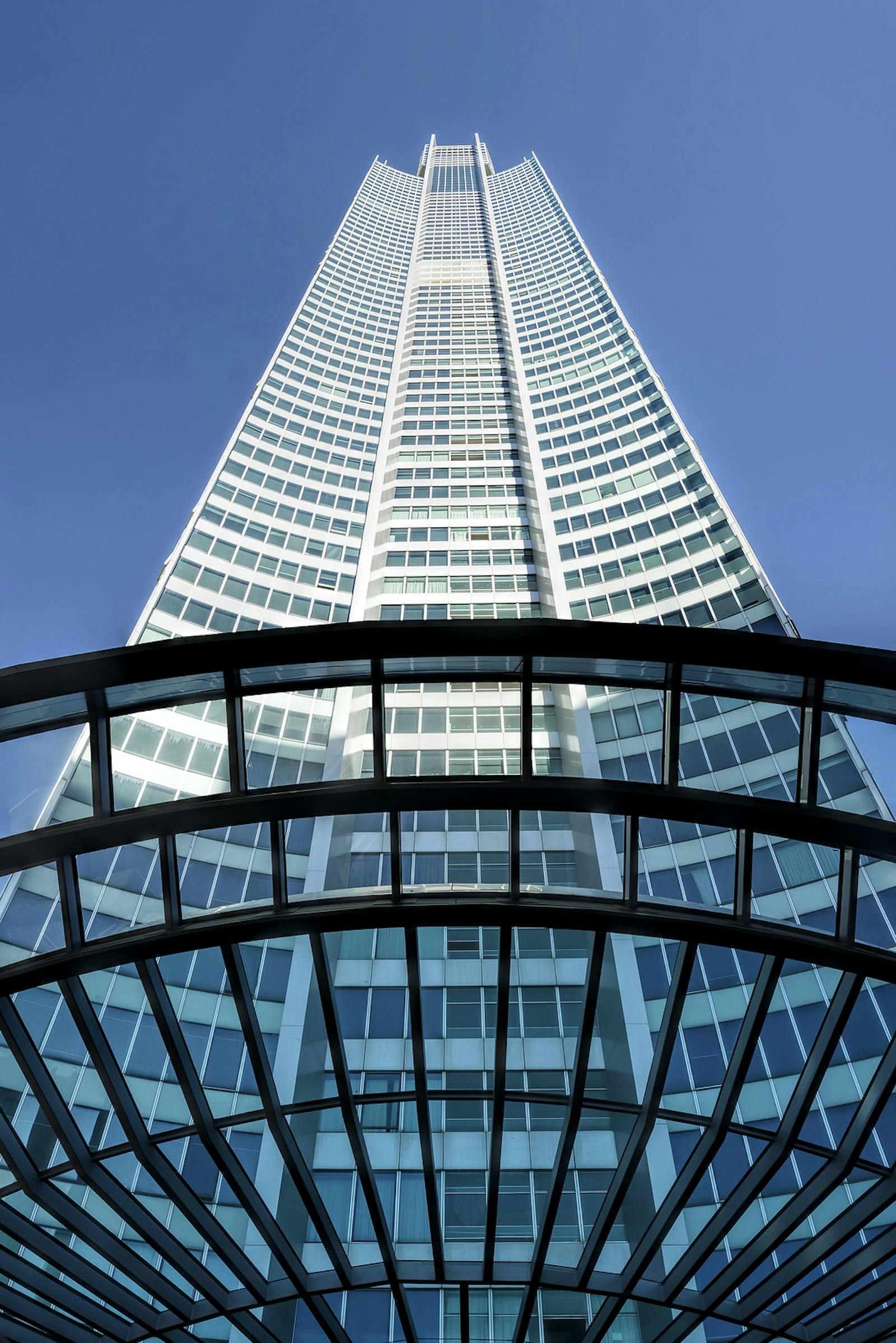 Q1 - tallest residential building in southern hemisphere