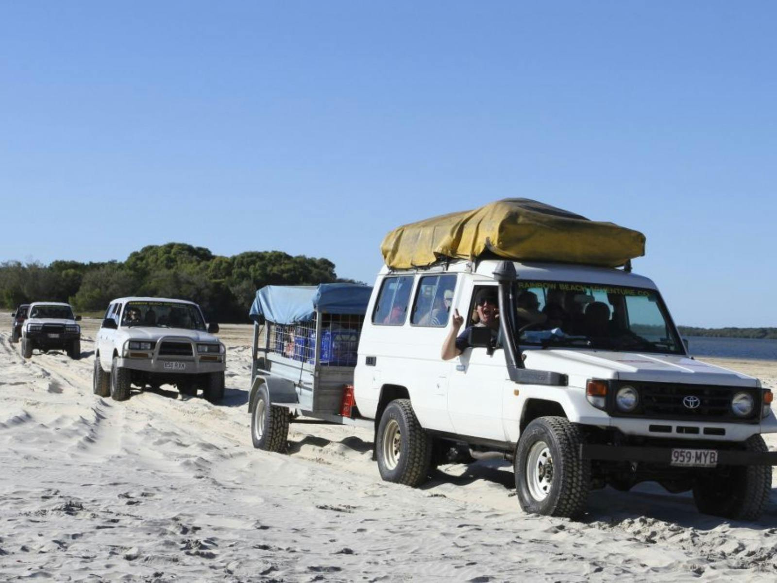 14 Day Brisbane to Cairns Express Semi-Guided East Coast Tour