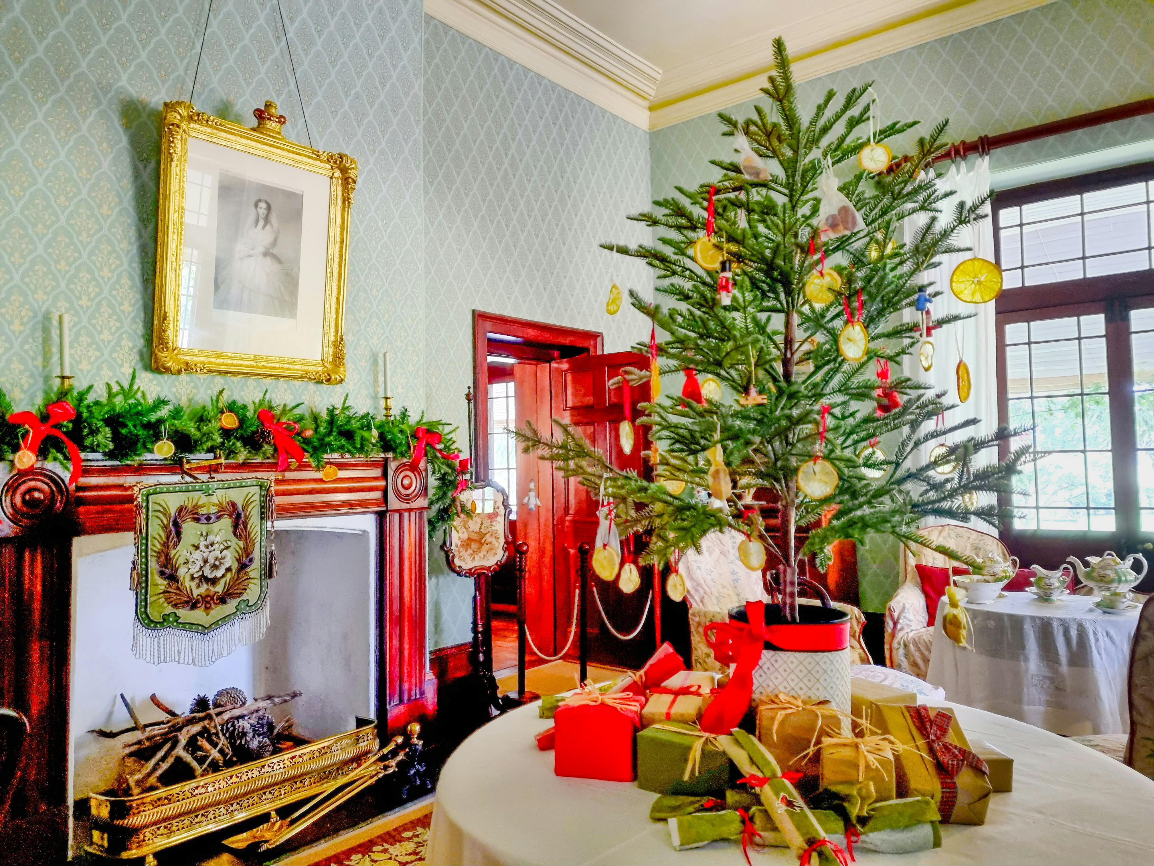Christmas Displays at Lanyon Homestead and Calthorpes House