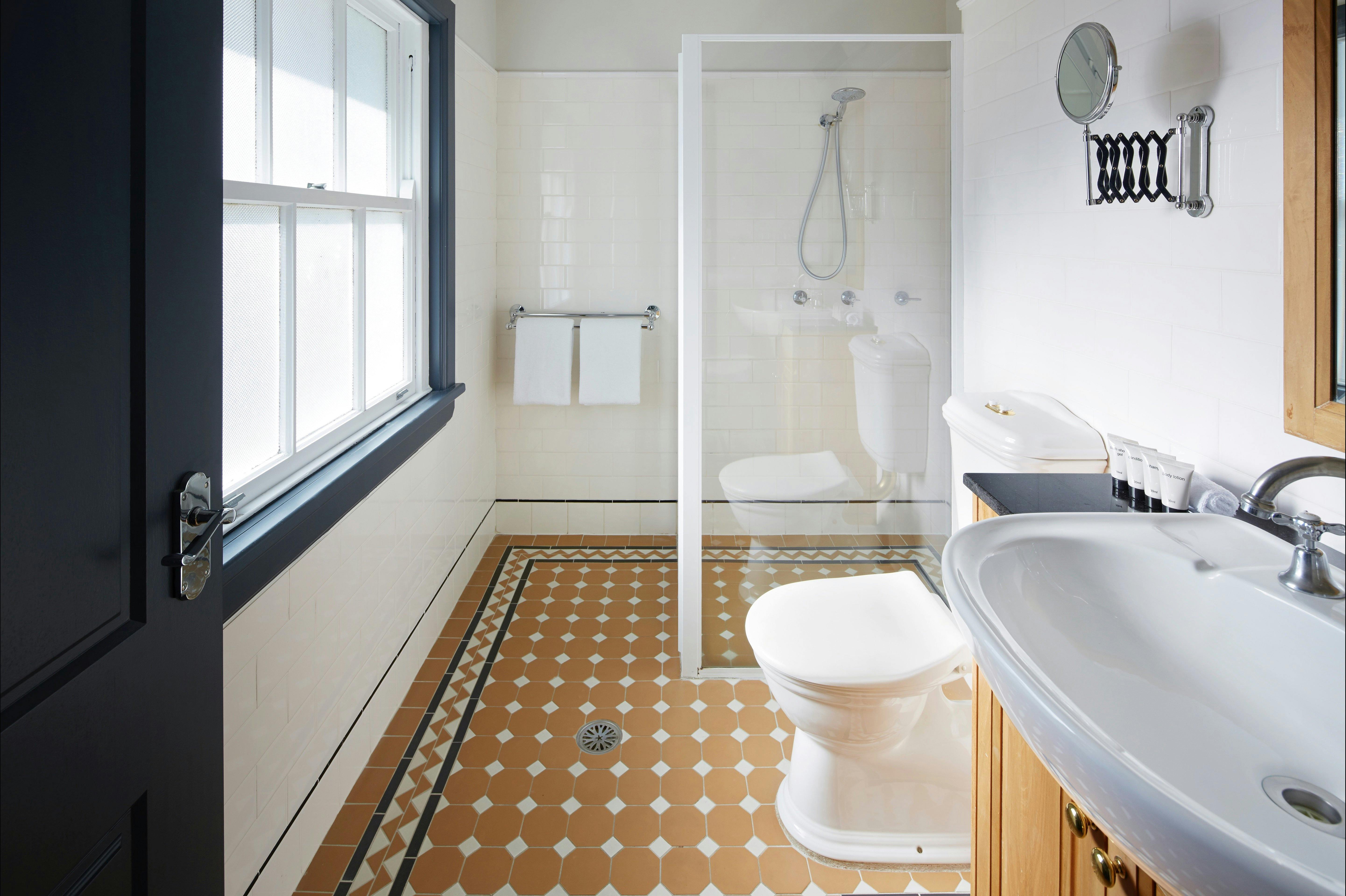 A bathroom at the Brassey Hotel