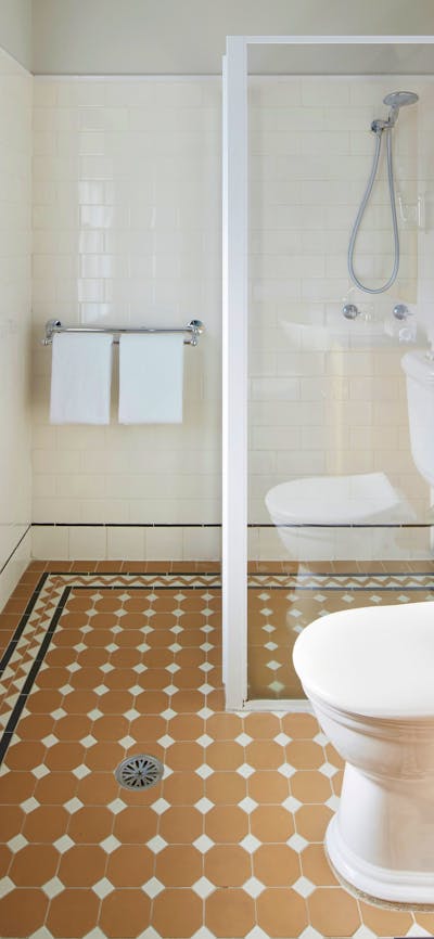 A bathroom at the Brassey Hotel