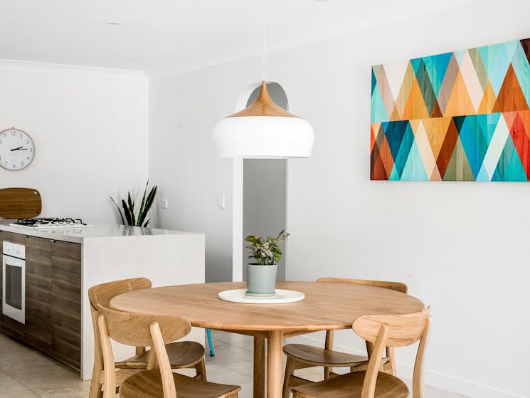 Baby Blue - Byron Bay - Dining Room Looking to Kitchen a